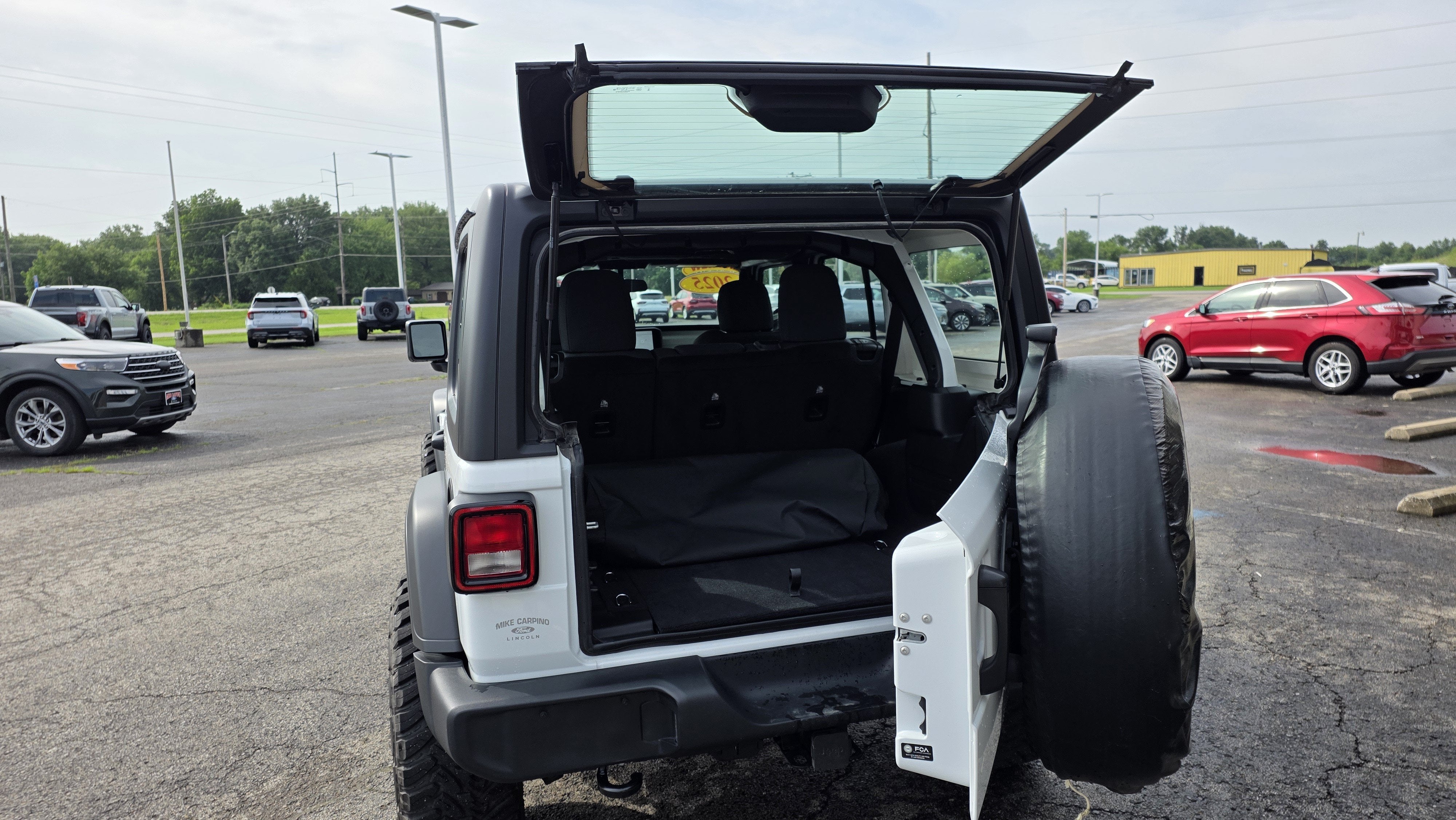 2025 Jeep Wrangler Sport