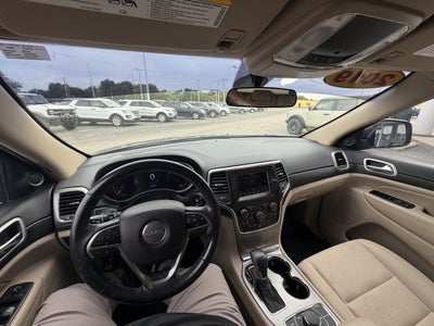 2019 Jeep Grand Cherokee Laredo E