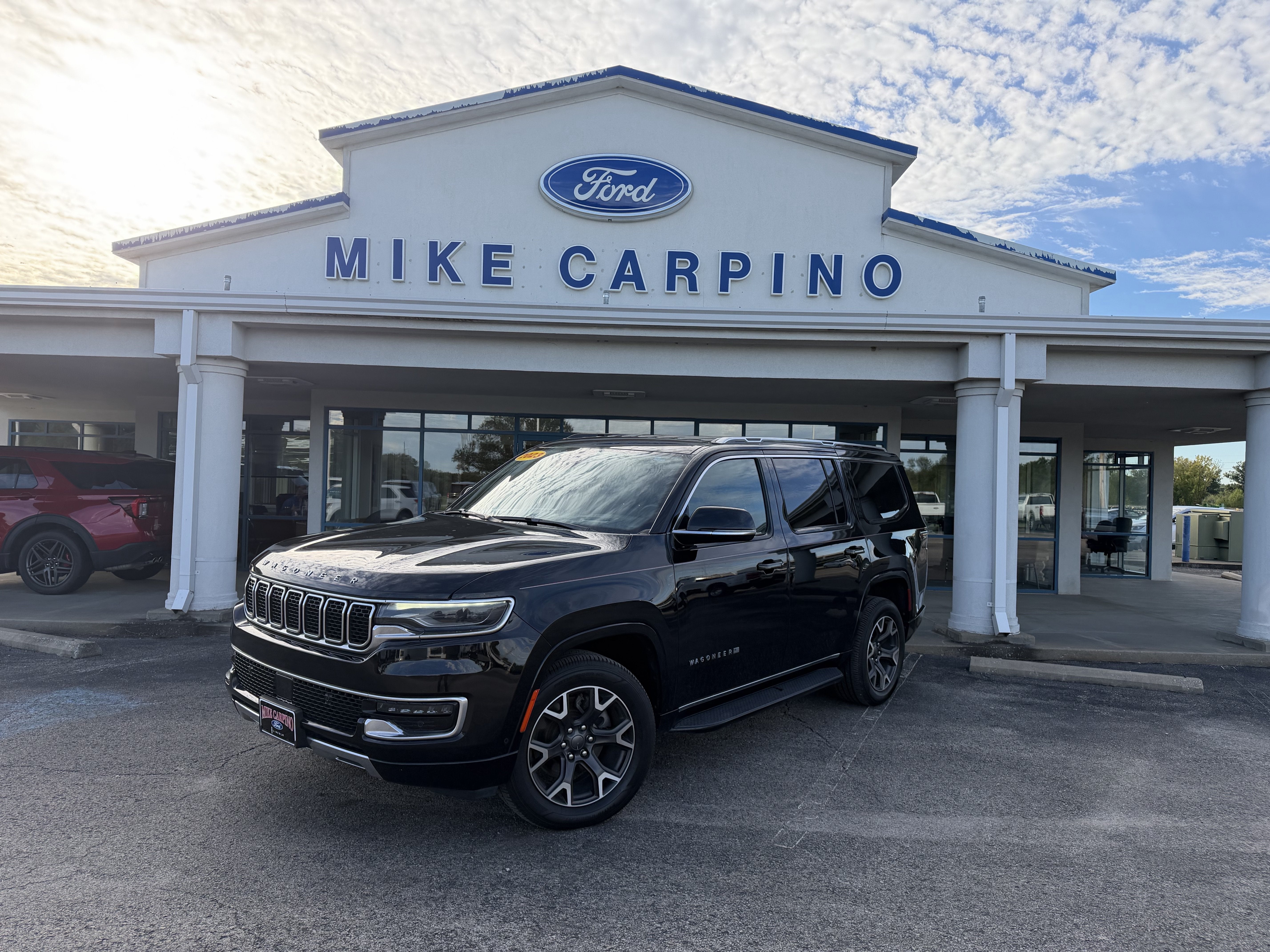 2023 Jeep Wagoneer