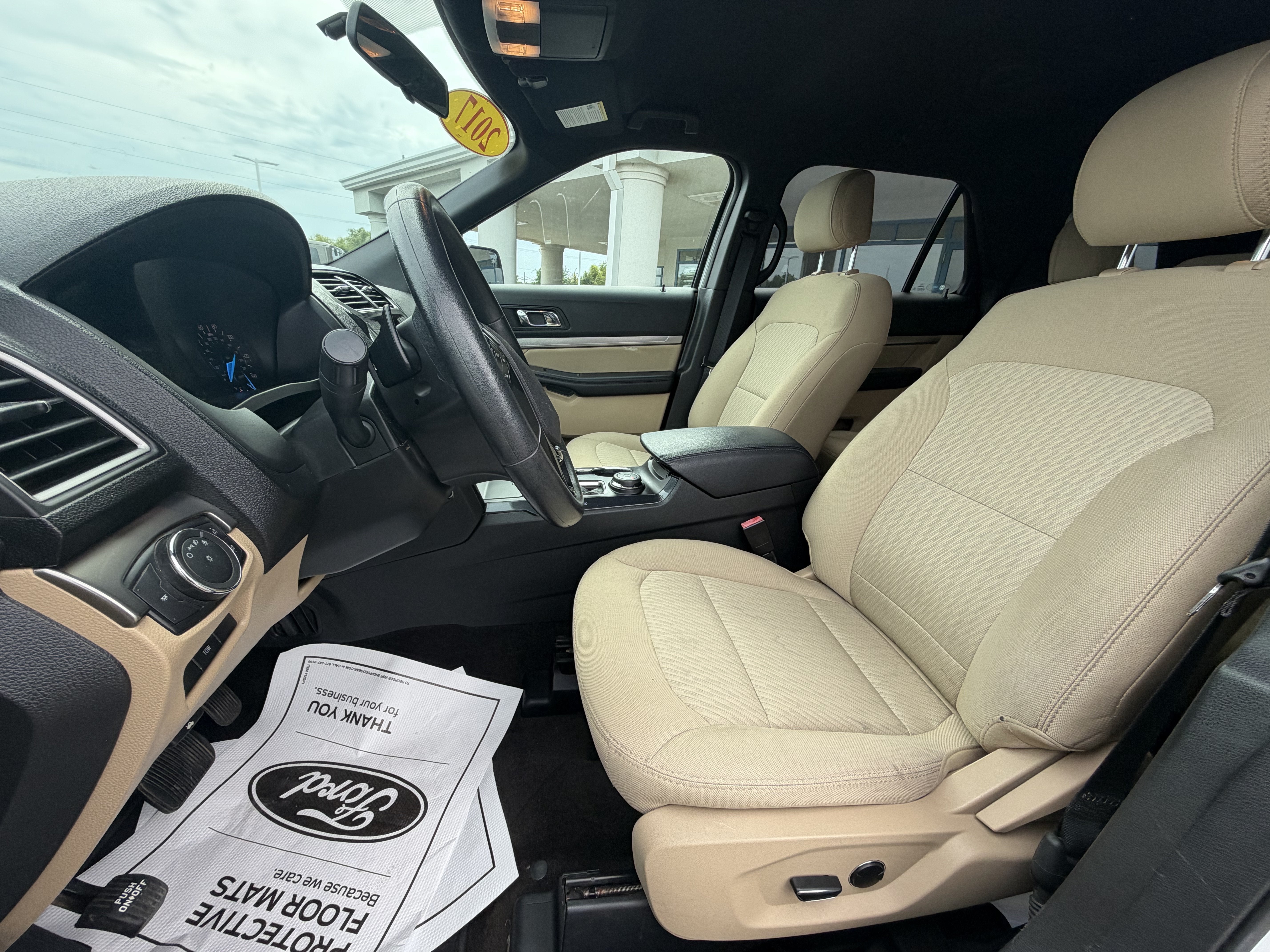 2017 Ford Explorer Base
