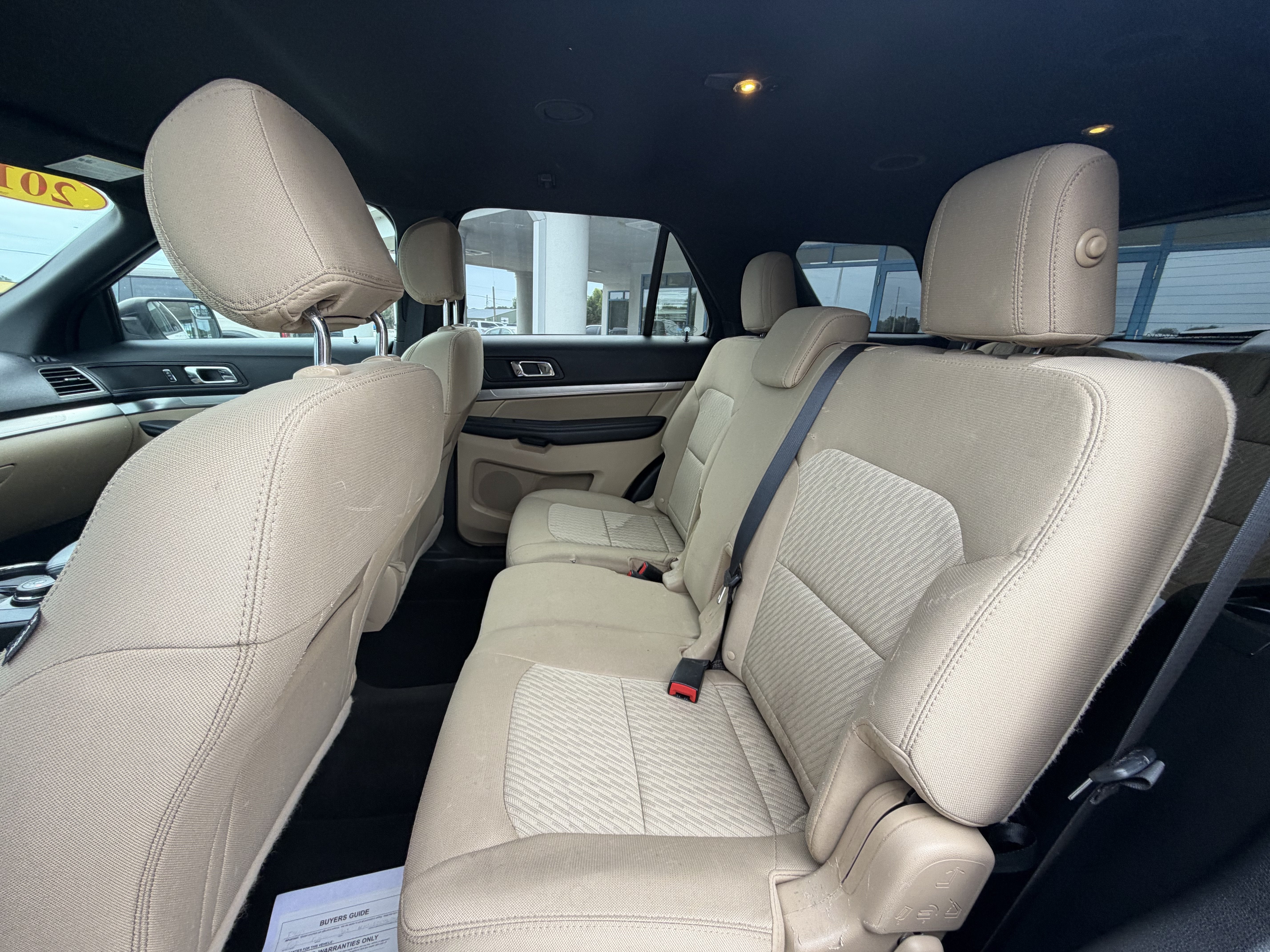 2017 Ford Explorer Base