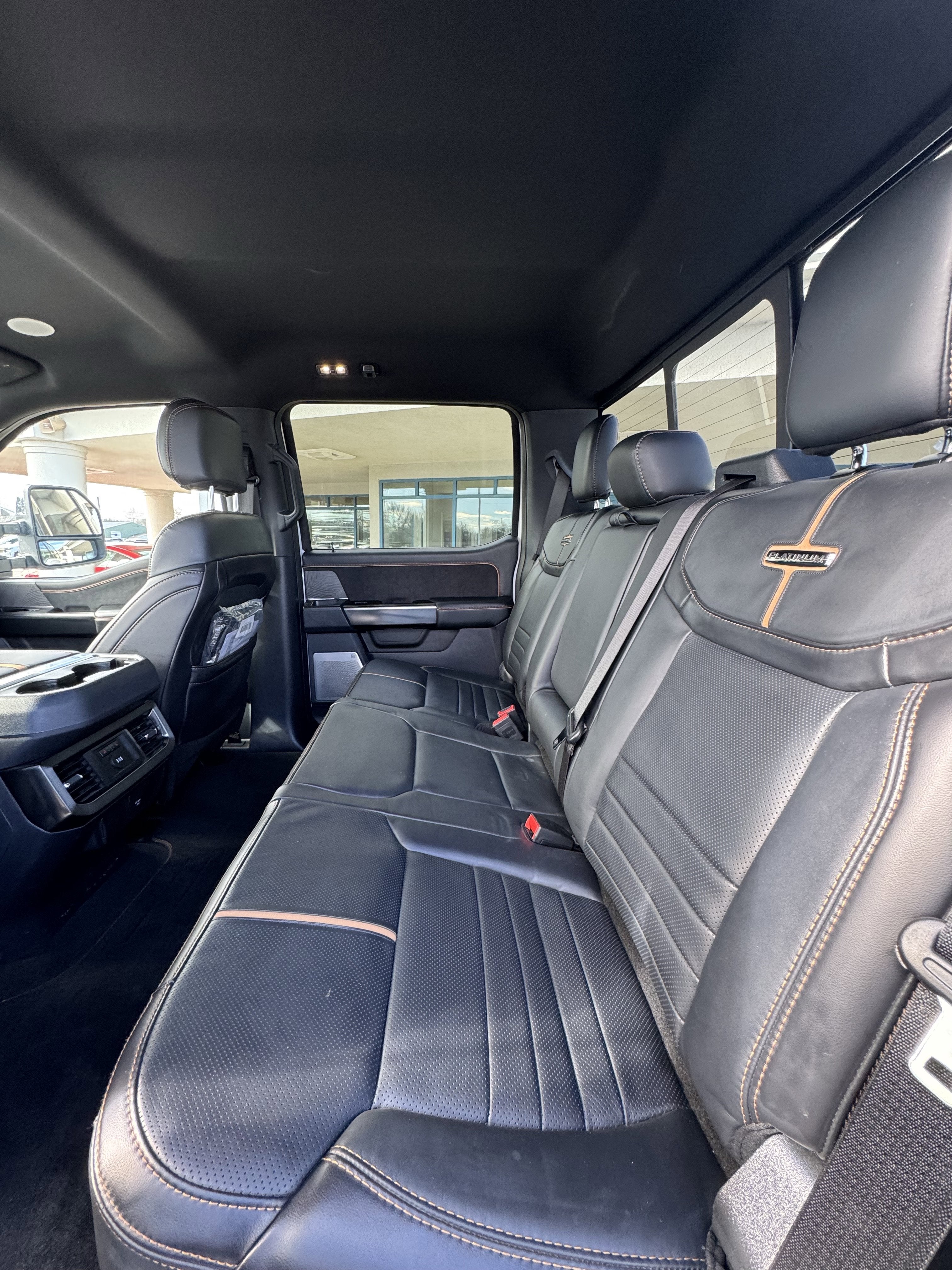 2024 Ford Super Duty F-350 SRW Platinum