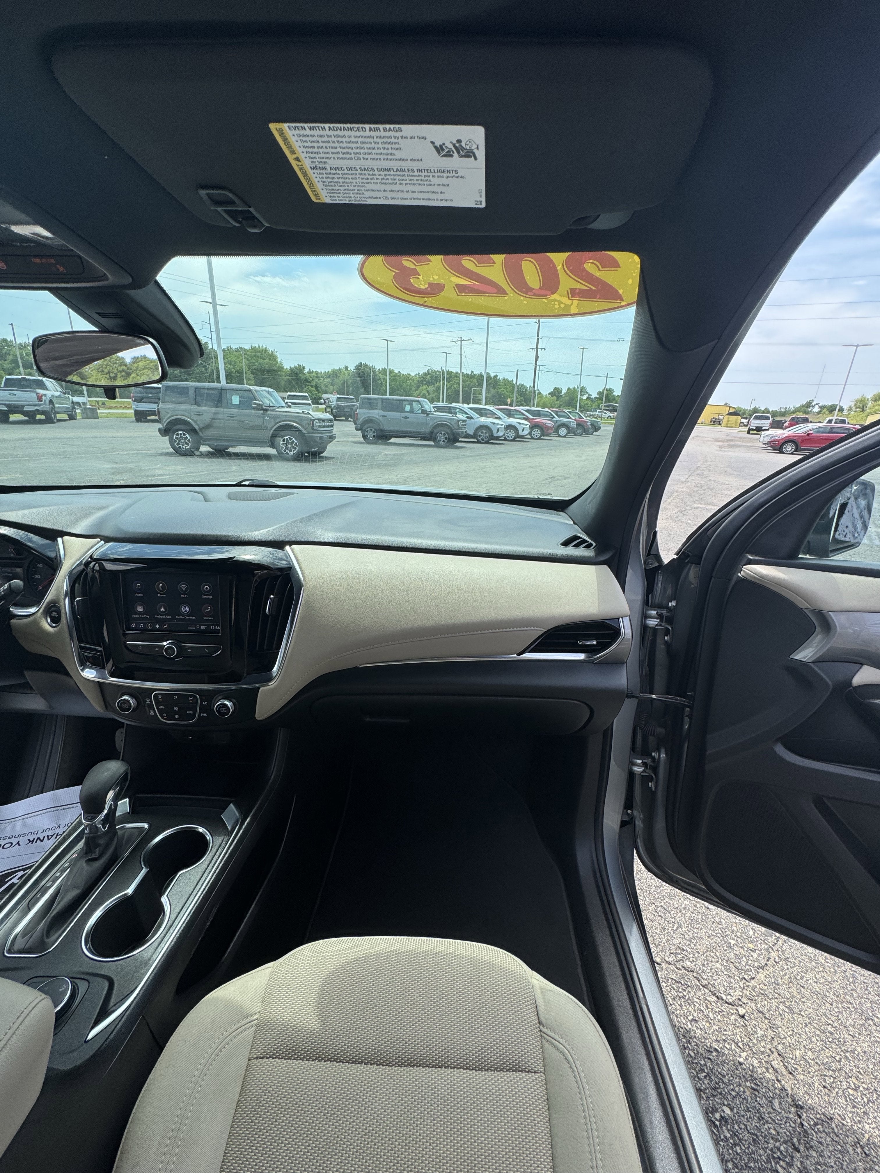 2023 Chevrolet Traverse LS
