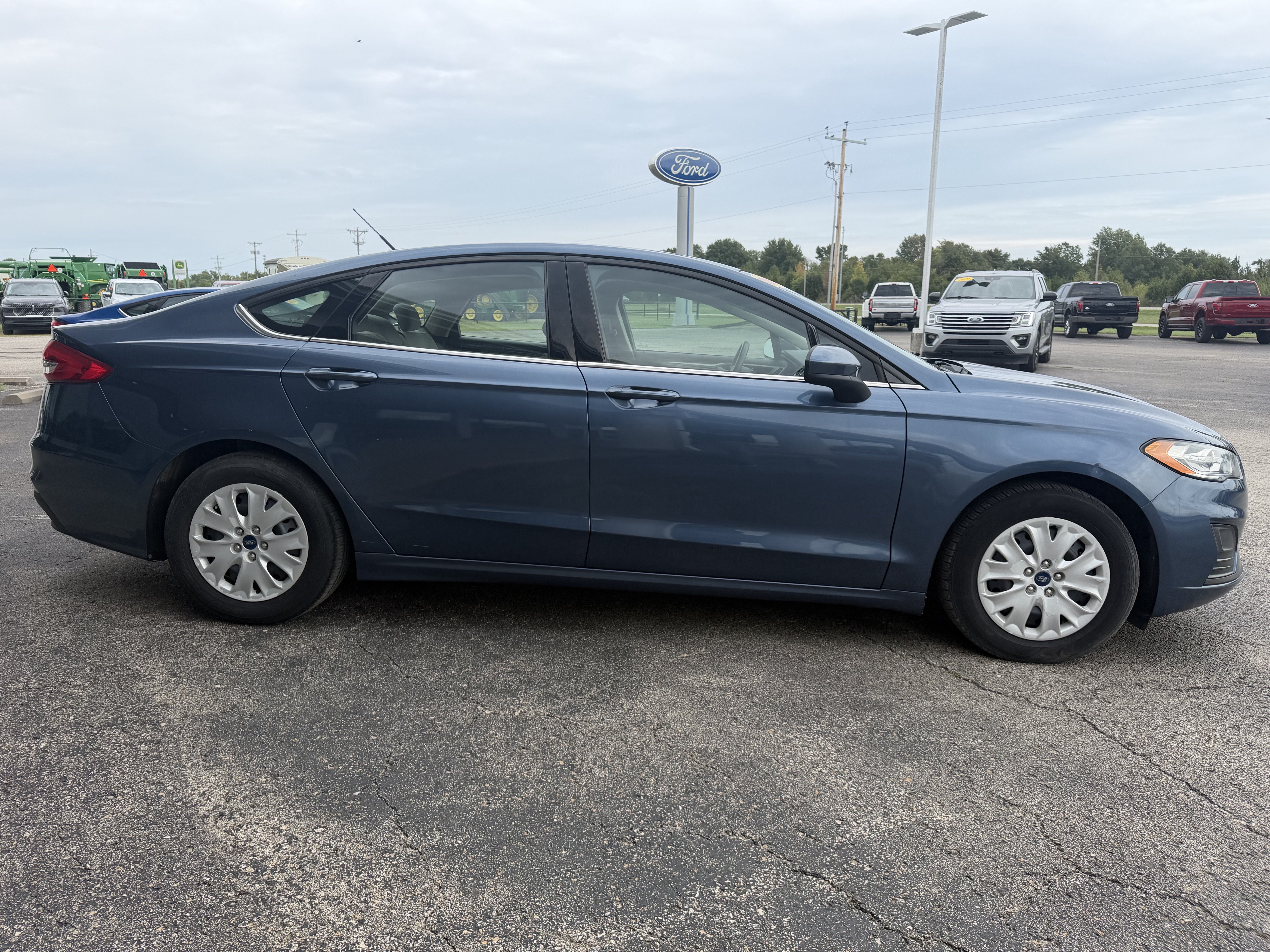 2019 Ford Fusion S