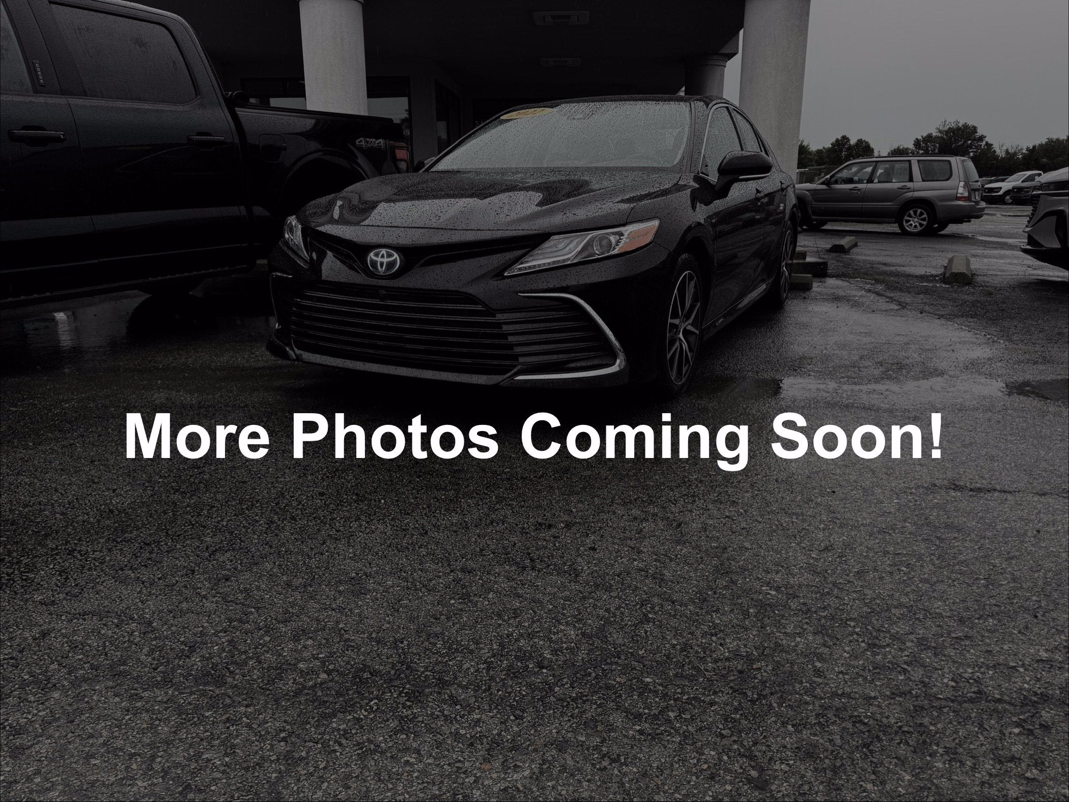2022 Toyota Camry Hybrid XLE