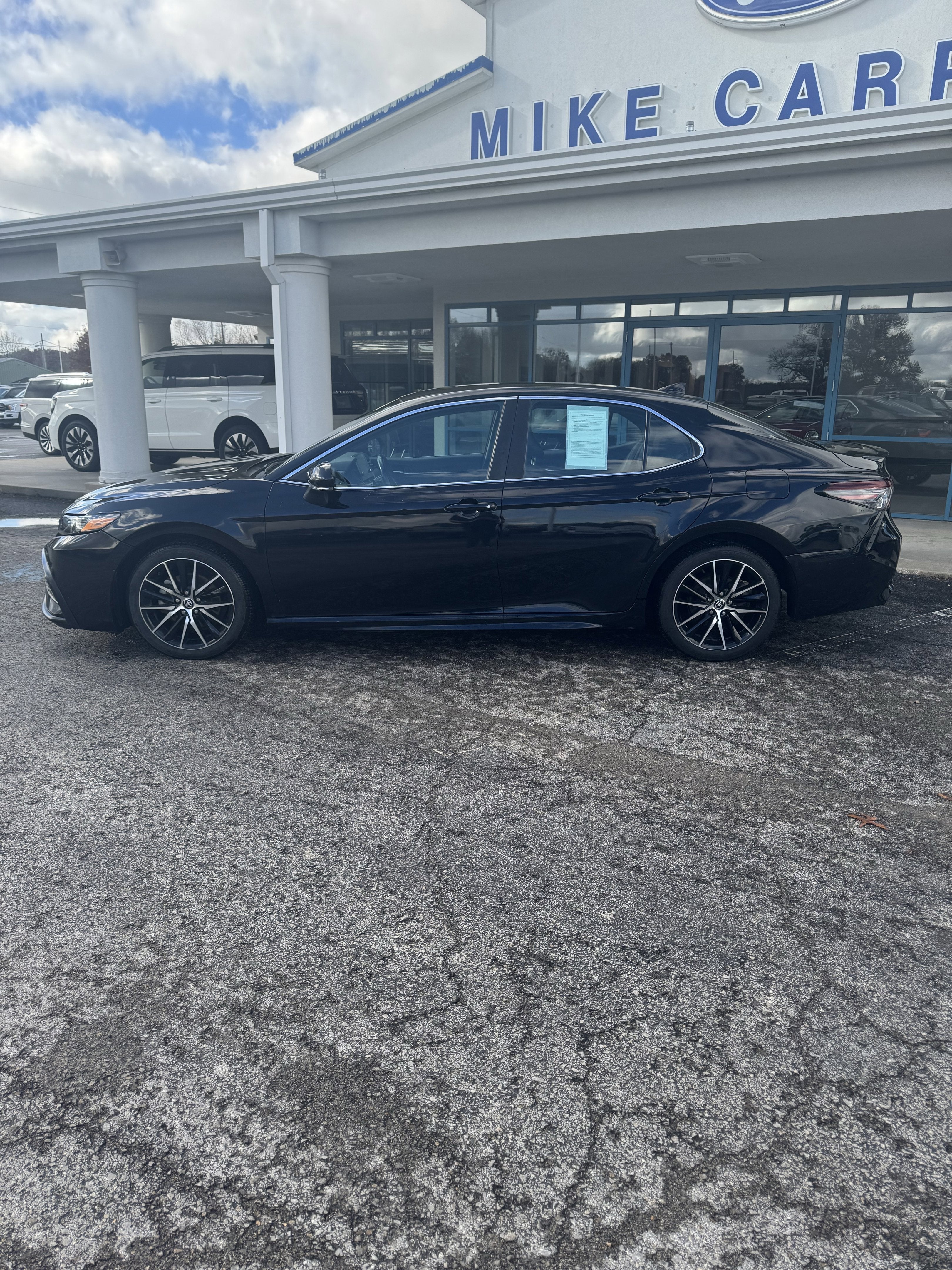 2022 Toyota Camry SE Nightshade