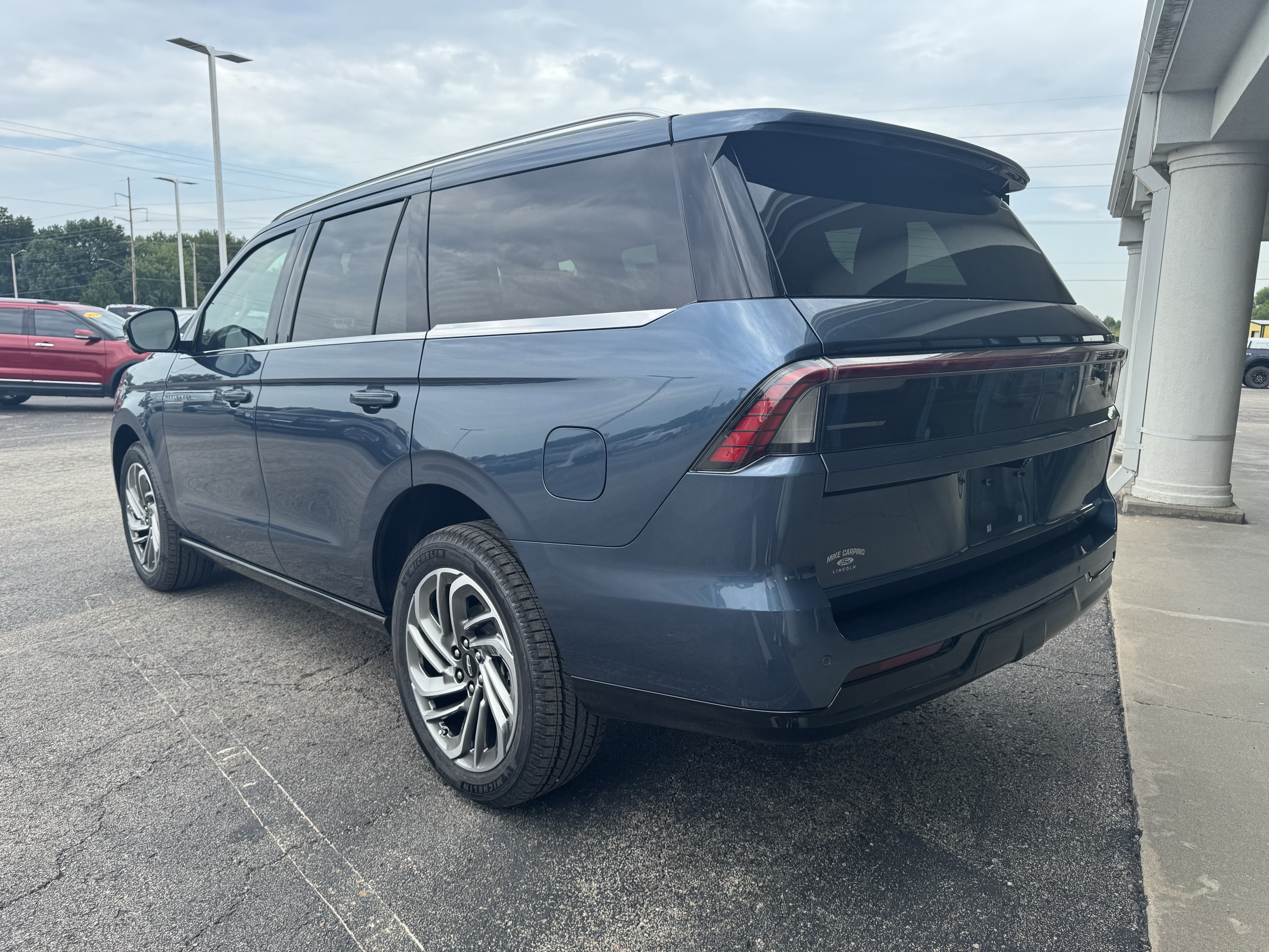 2027 Lincoln Navigator Reserve