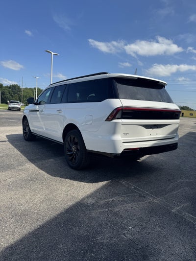 2026 Lincoln Navigator L Reserve