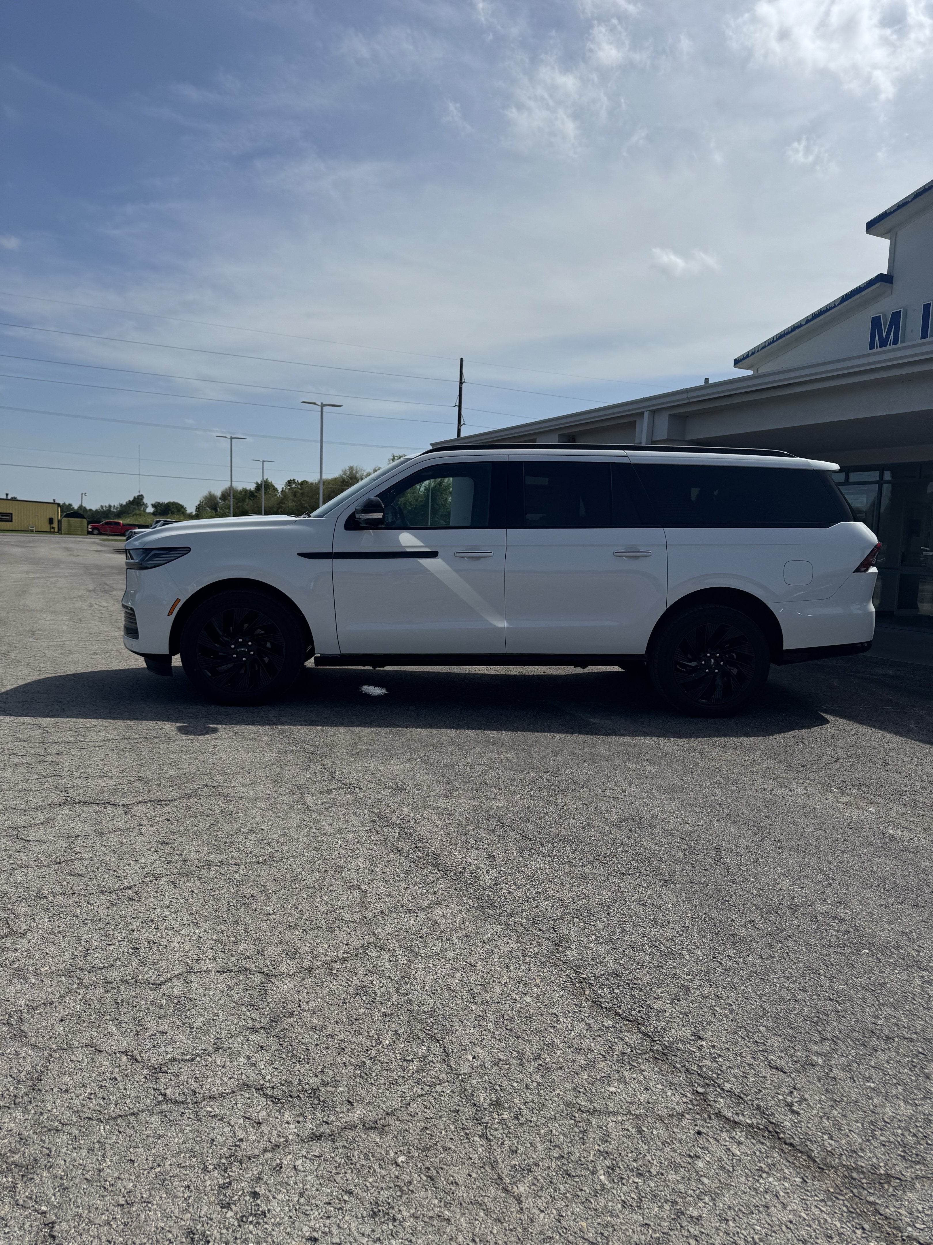 2026 Lincoln Navigator L Reserve