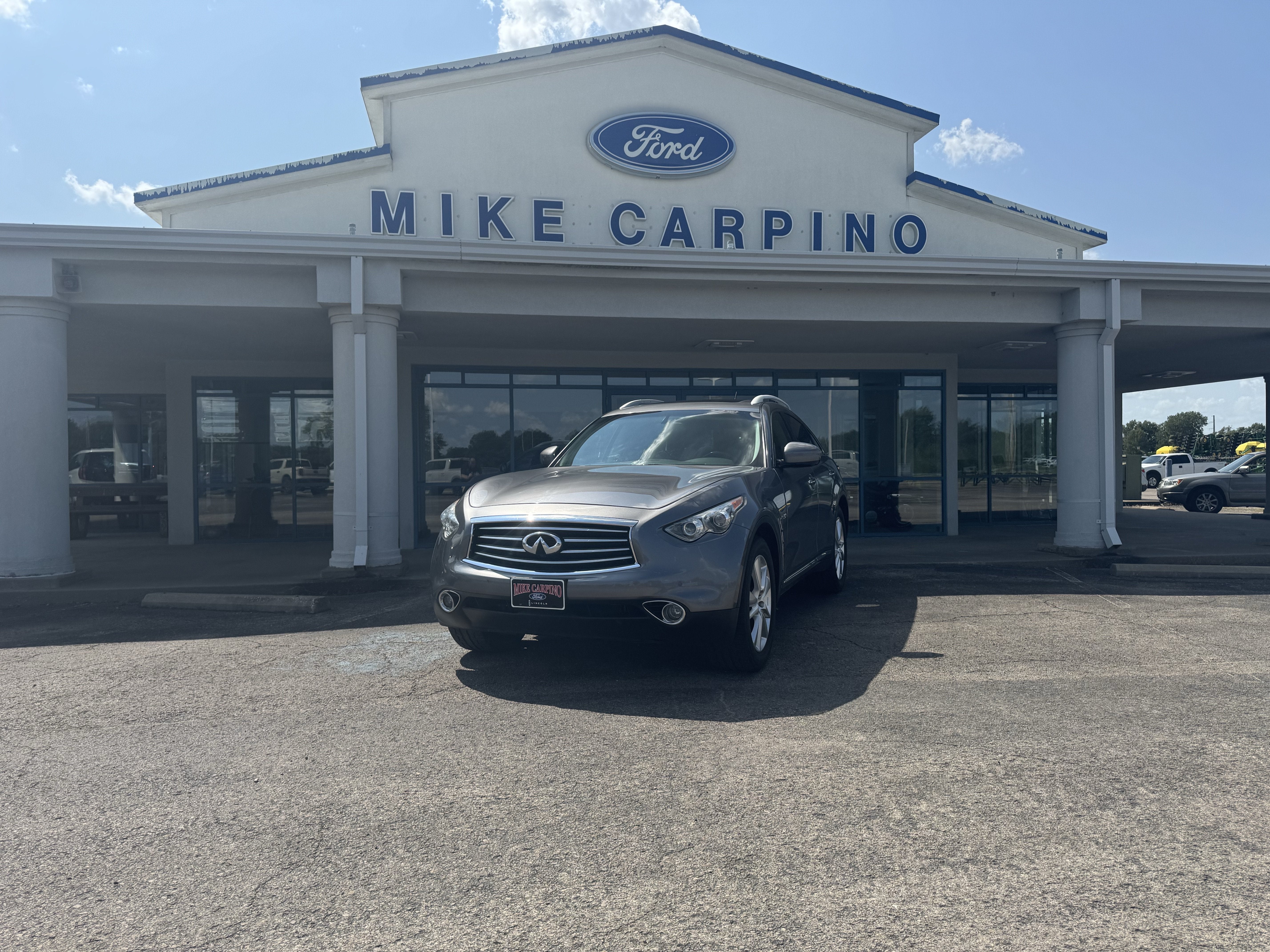 2015 INFINITI QX70 AWD 4dr