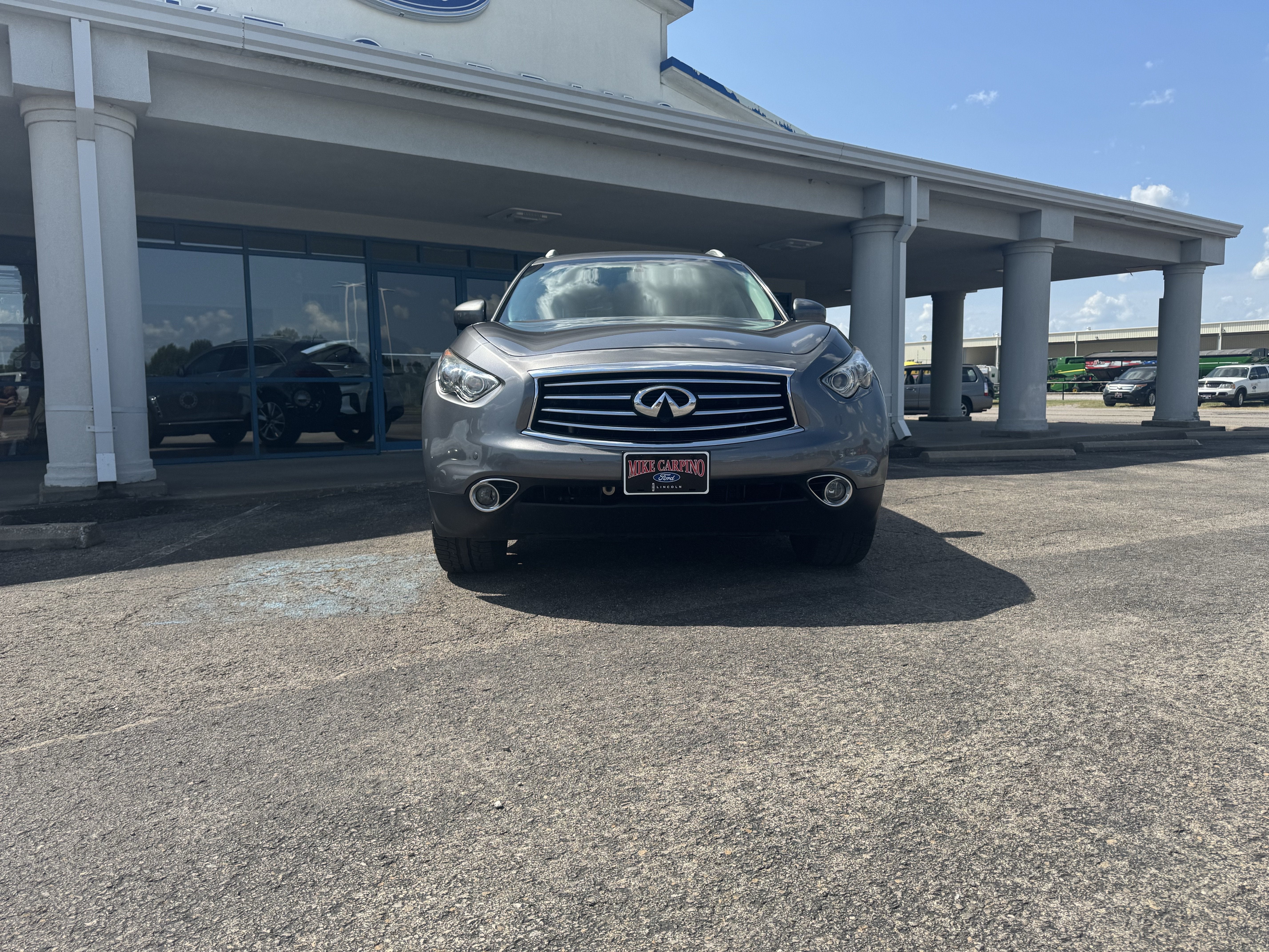 2015 INFINITI QX70 AWD 4dr