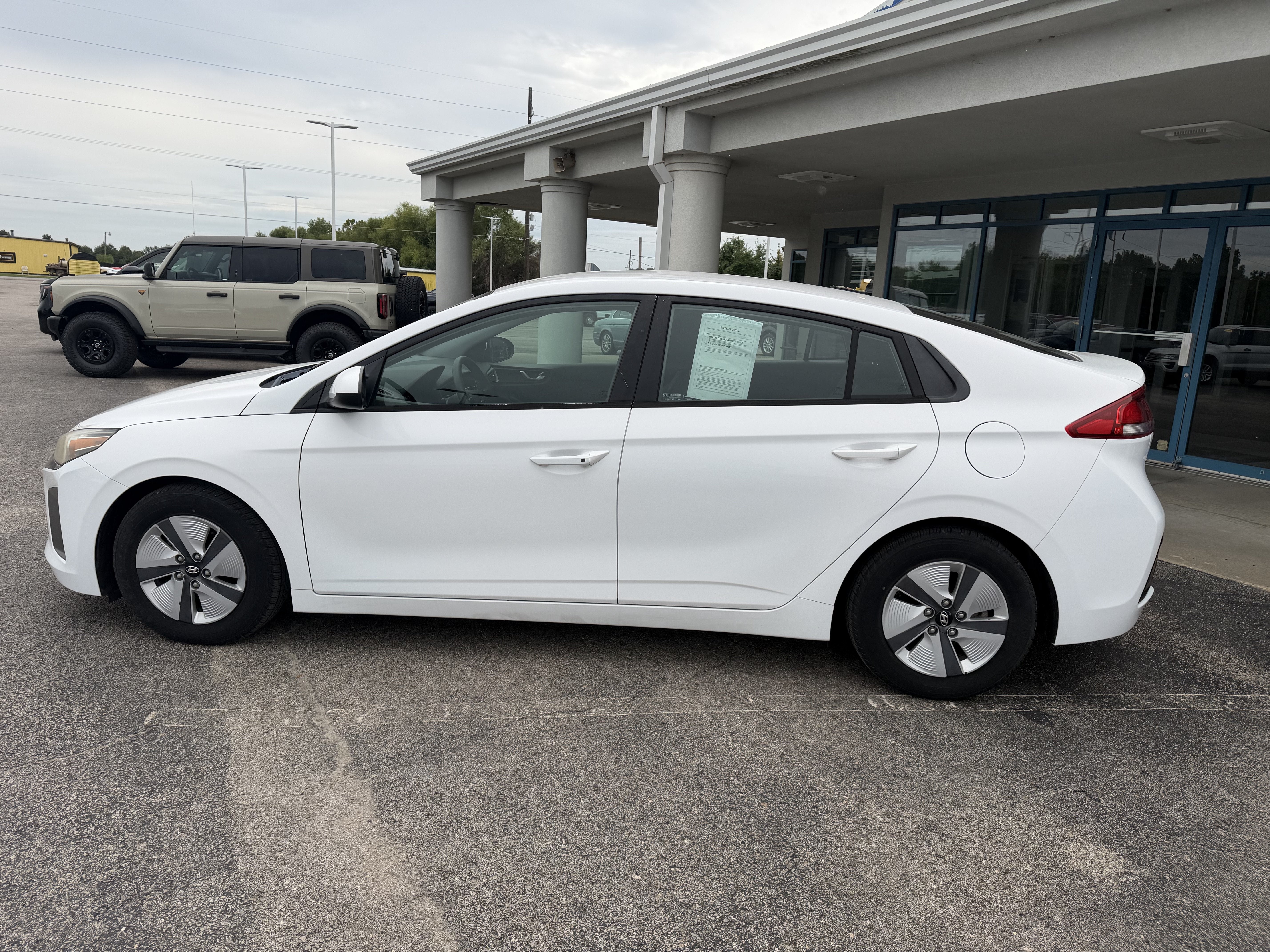 2018 Hyundai Ioniq Hybrid Blue