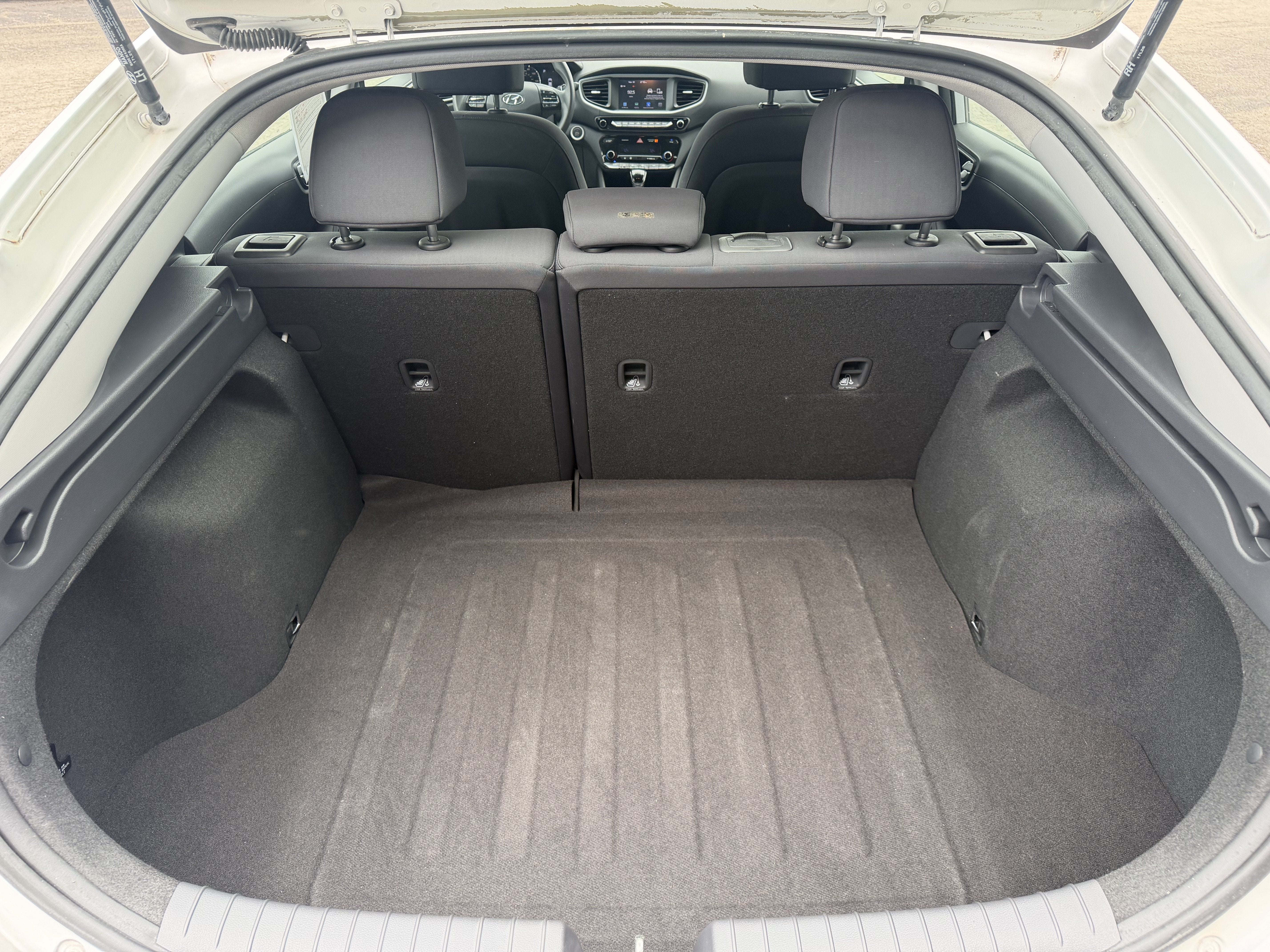 2018 Hyundai Ioniq Hybrid Blue