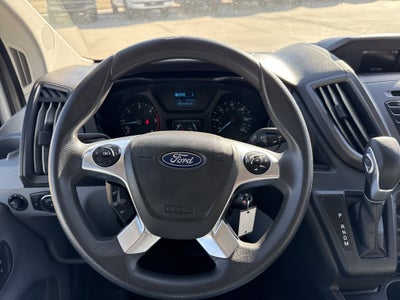 2018 Ford Transit Cutaway Box