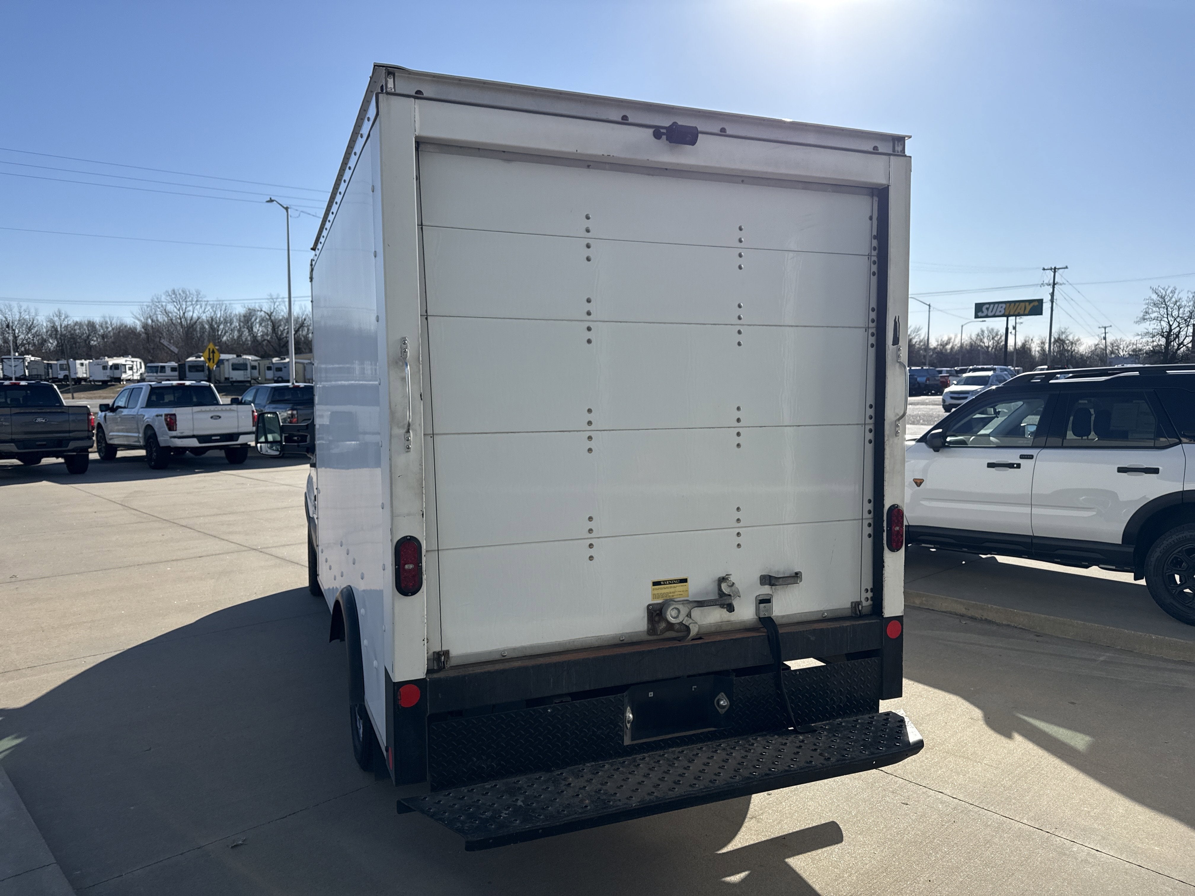 2018 Ford Transit Cutaway Box
