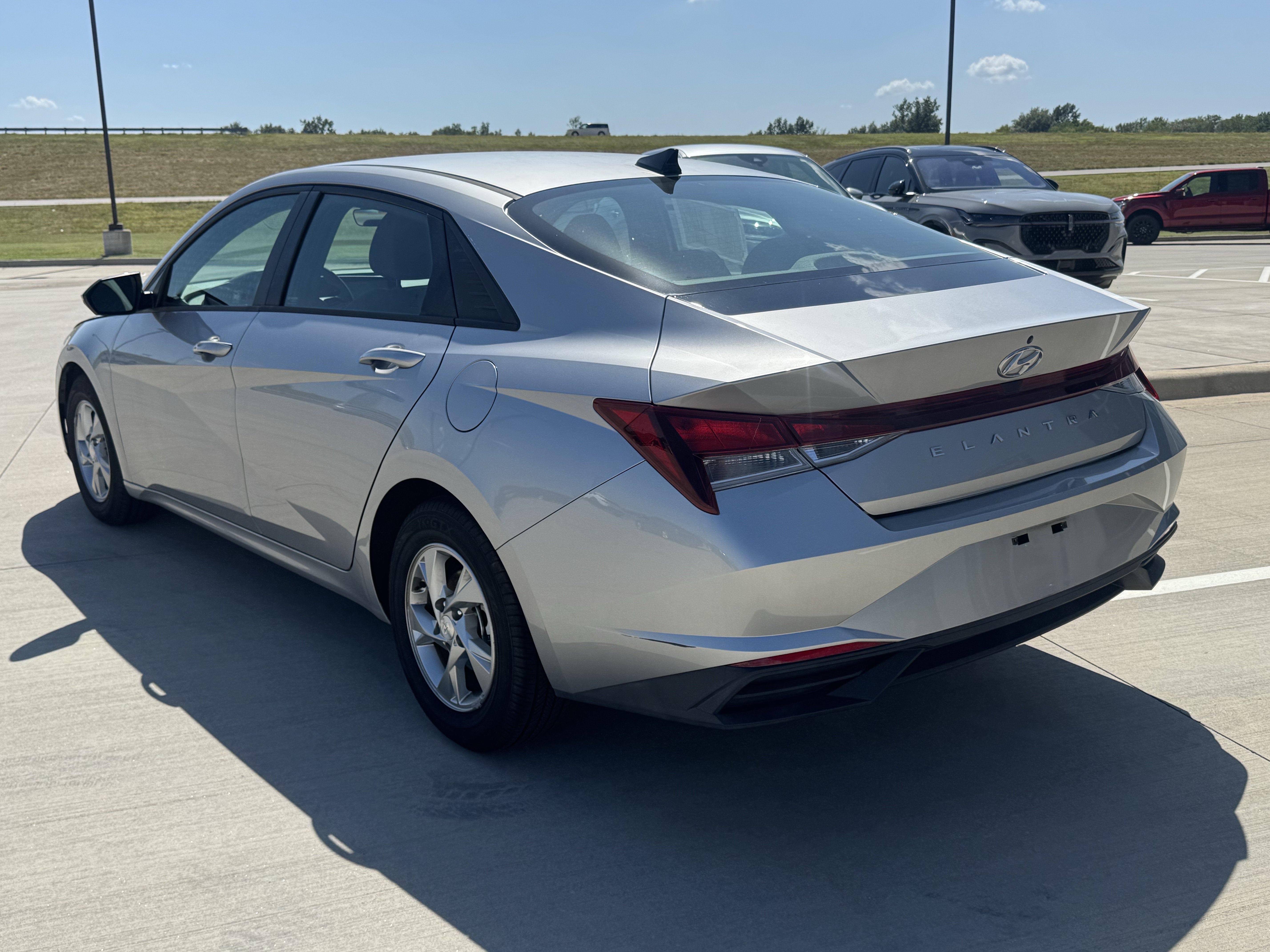 2021 Hyundai Elantra SE