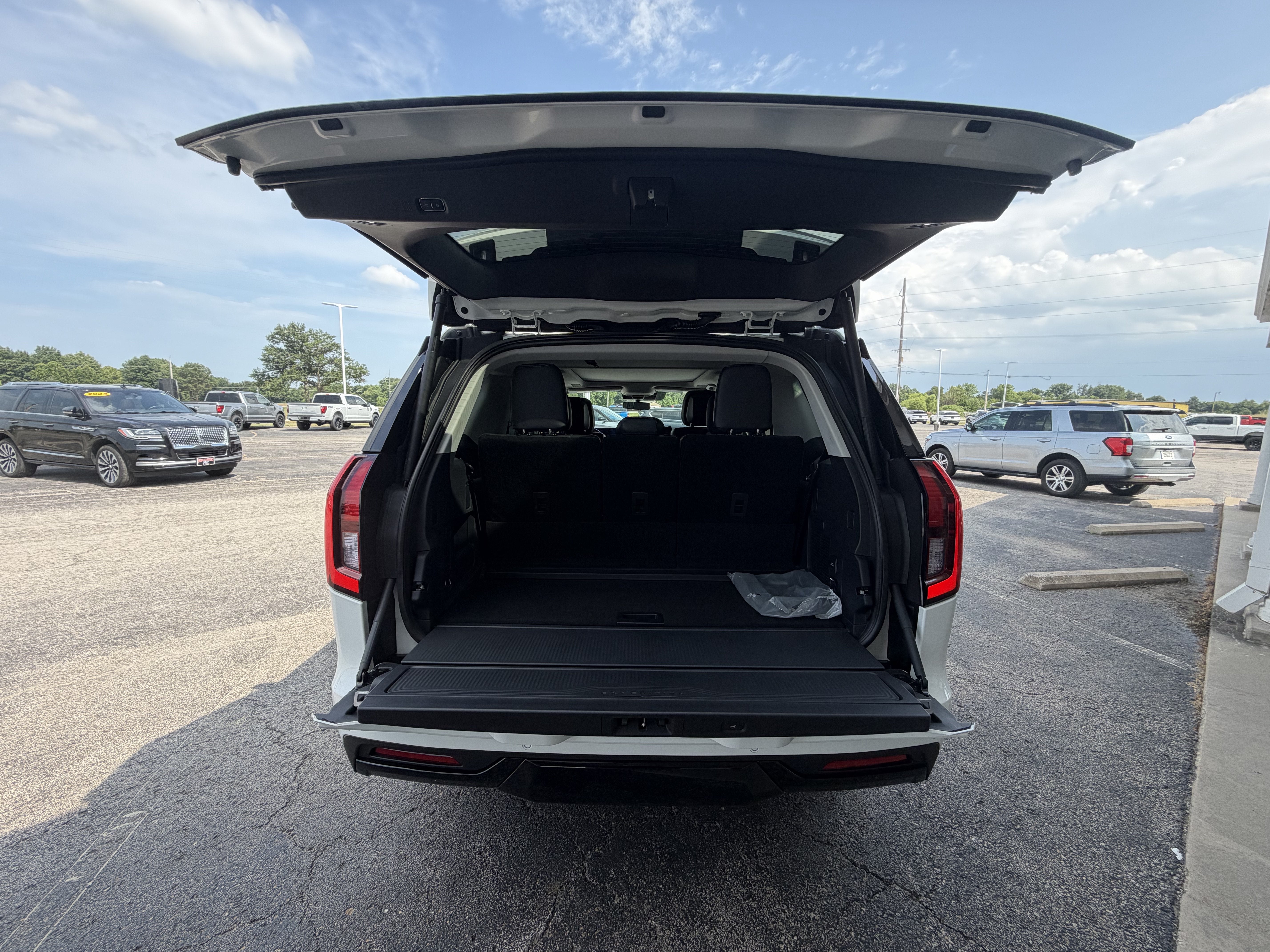 2027 Ford Expedition Platinum