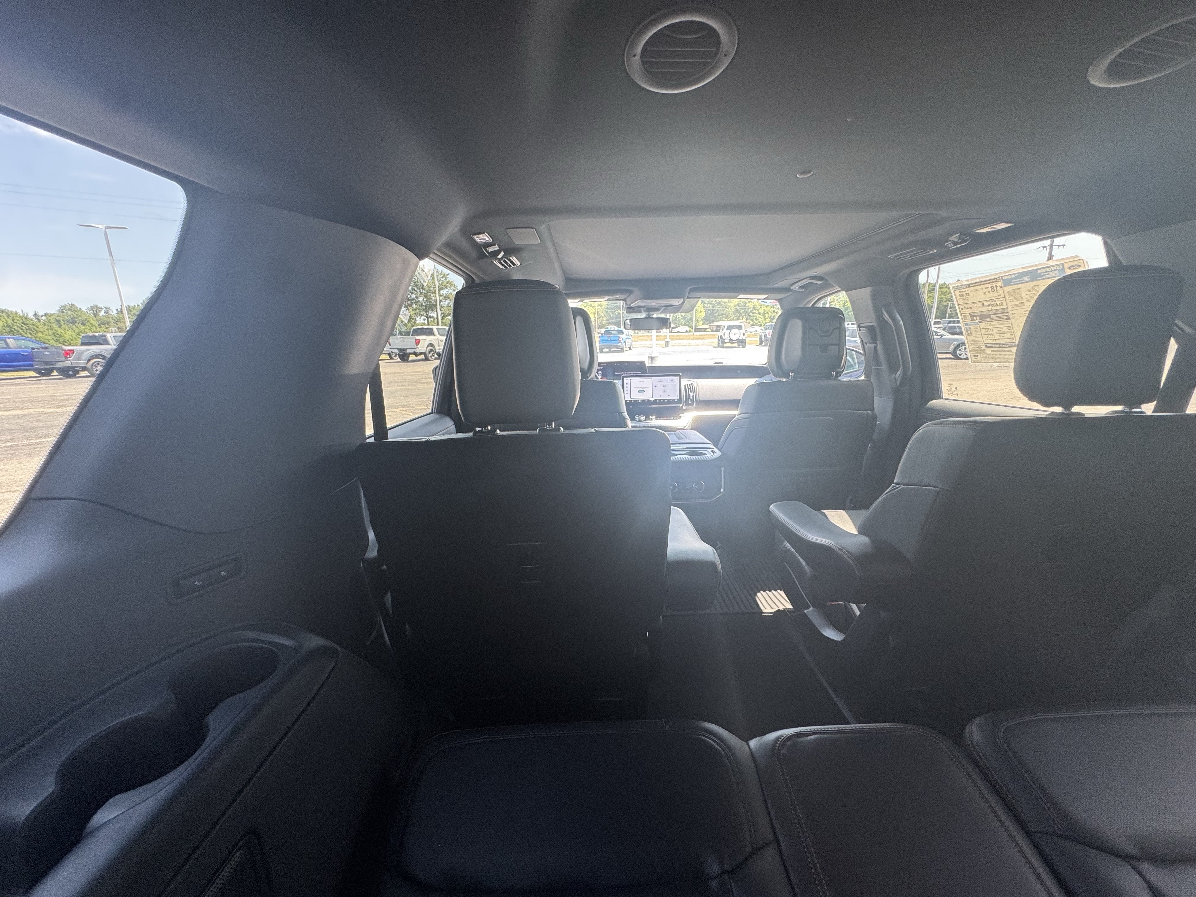 2027 Ford Expedition Tremor