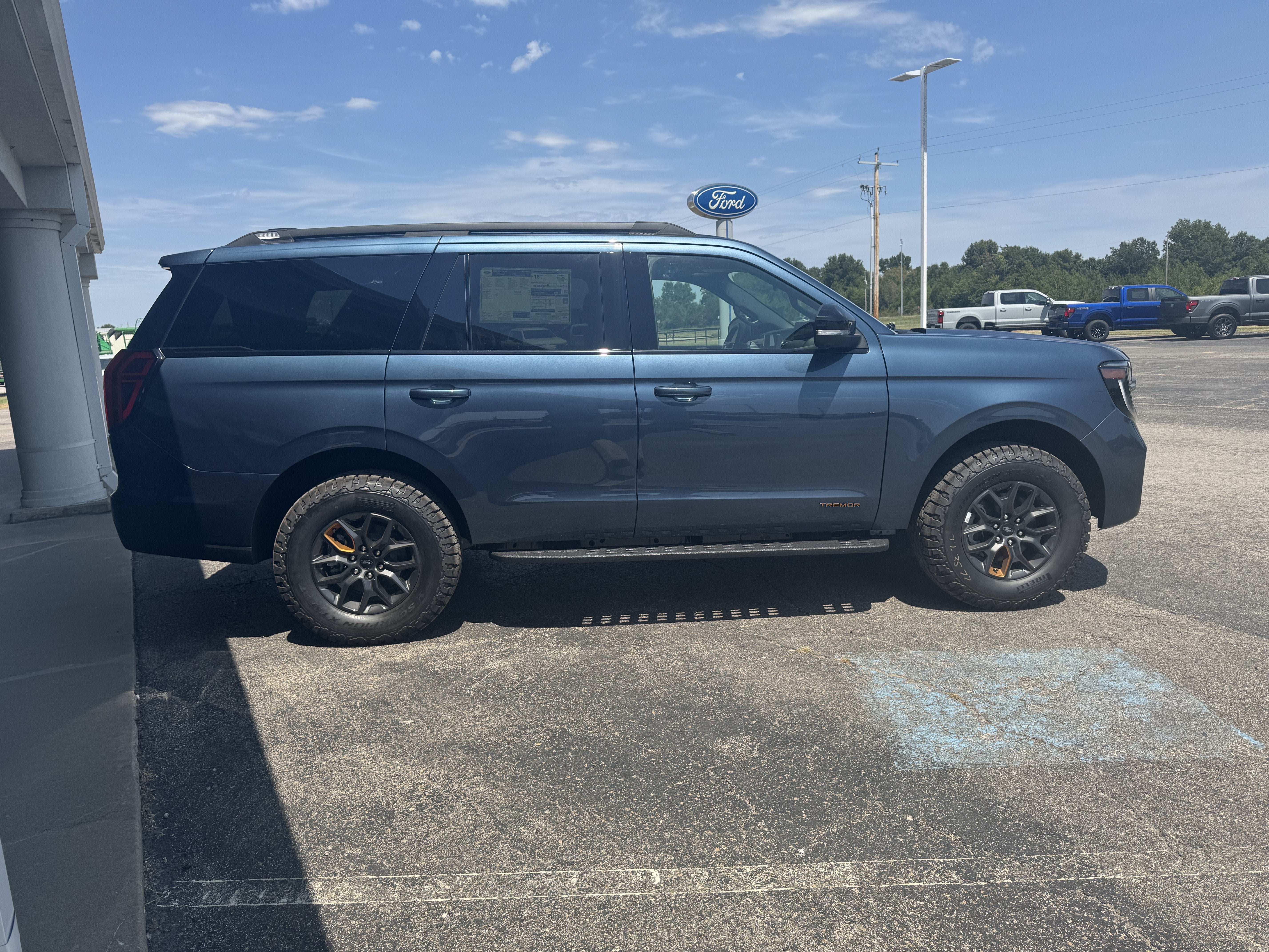 2027 Ford Expedition Tremor