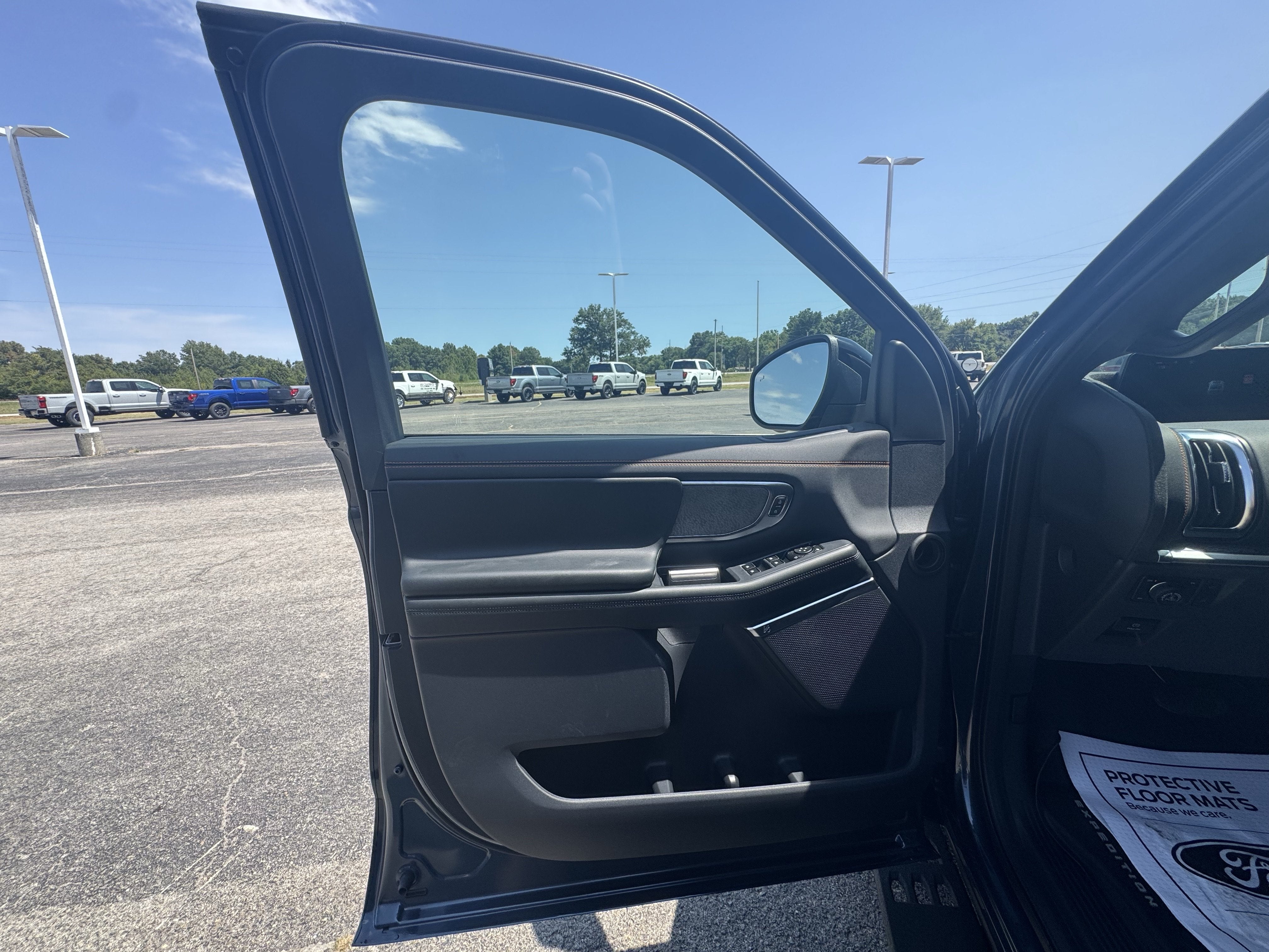 2027 Ford Expedition Tremor