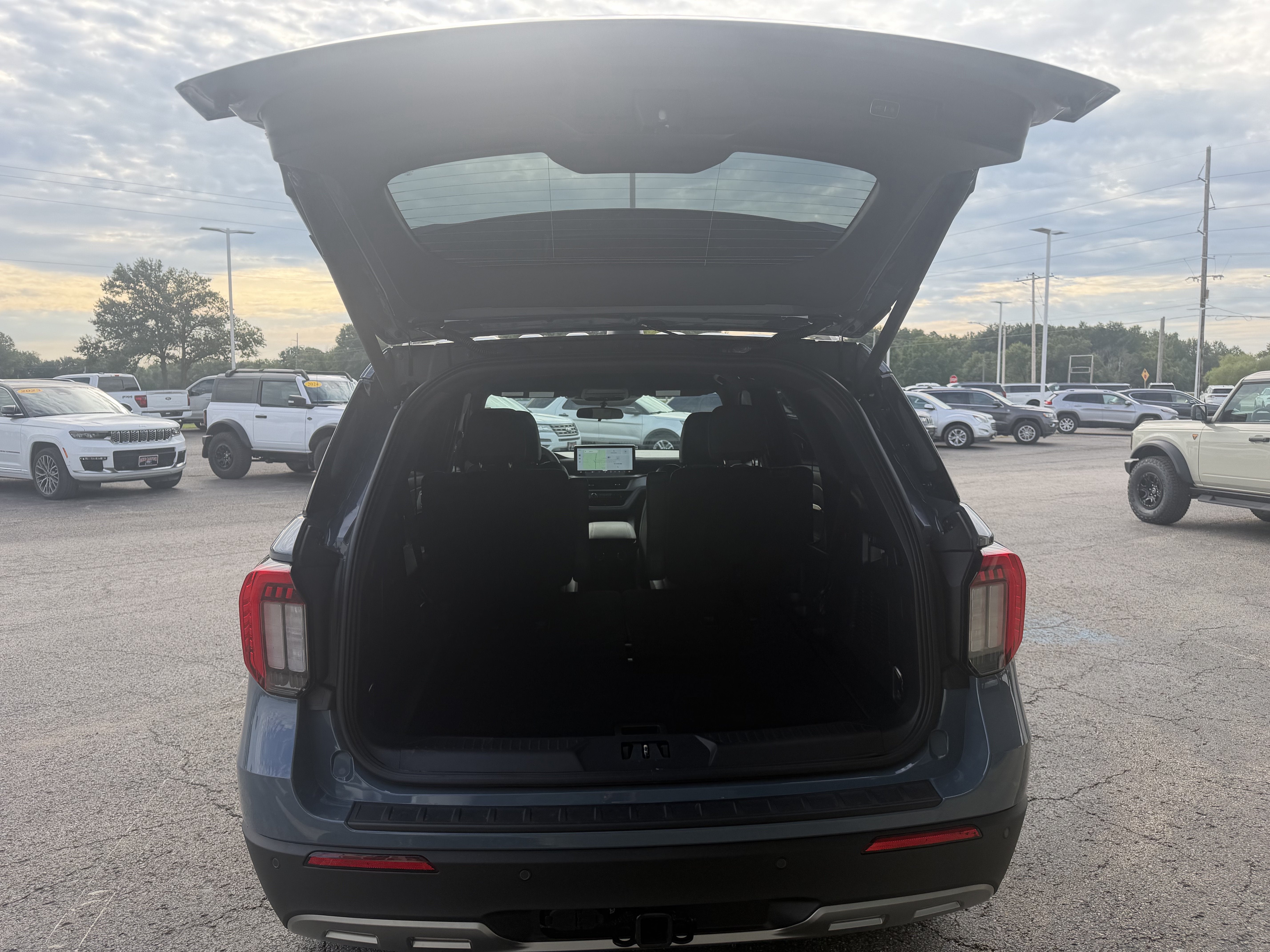 2027 Ford Explorer Active