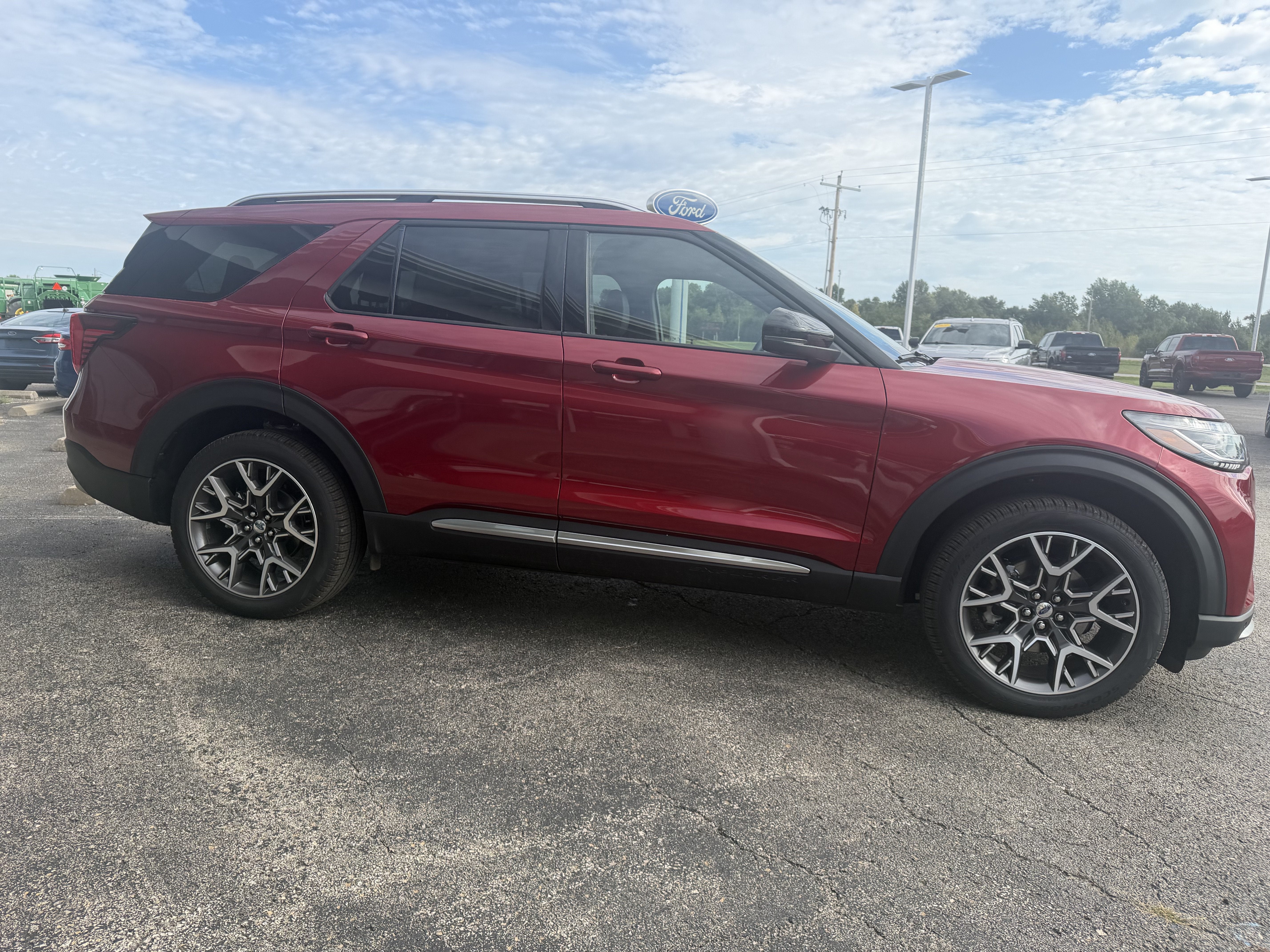 2027 Ford Explorer Platinum