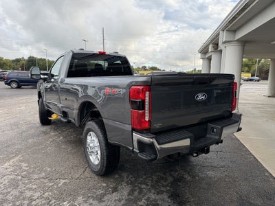 2027 Ford Super Duty F-350 SRW F-350® XLT