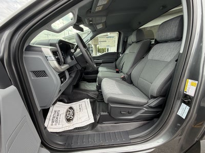 2027 Ford Super Duty F-350 SRW F-350® XLT