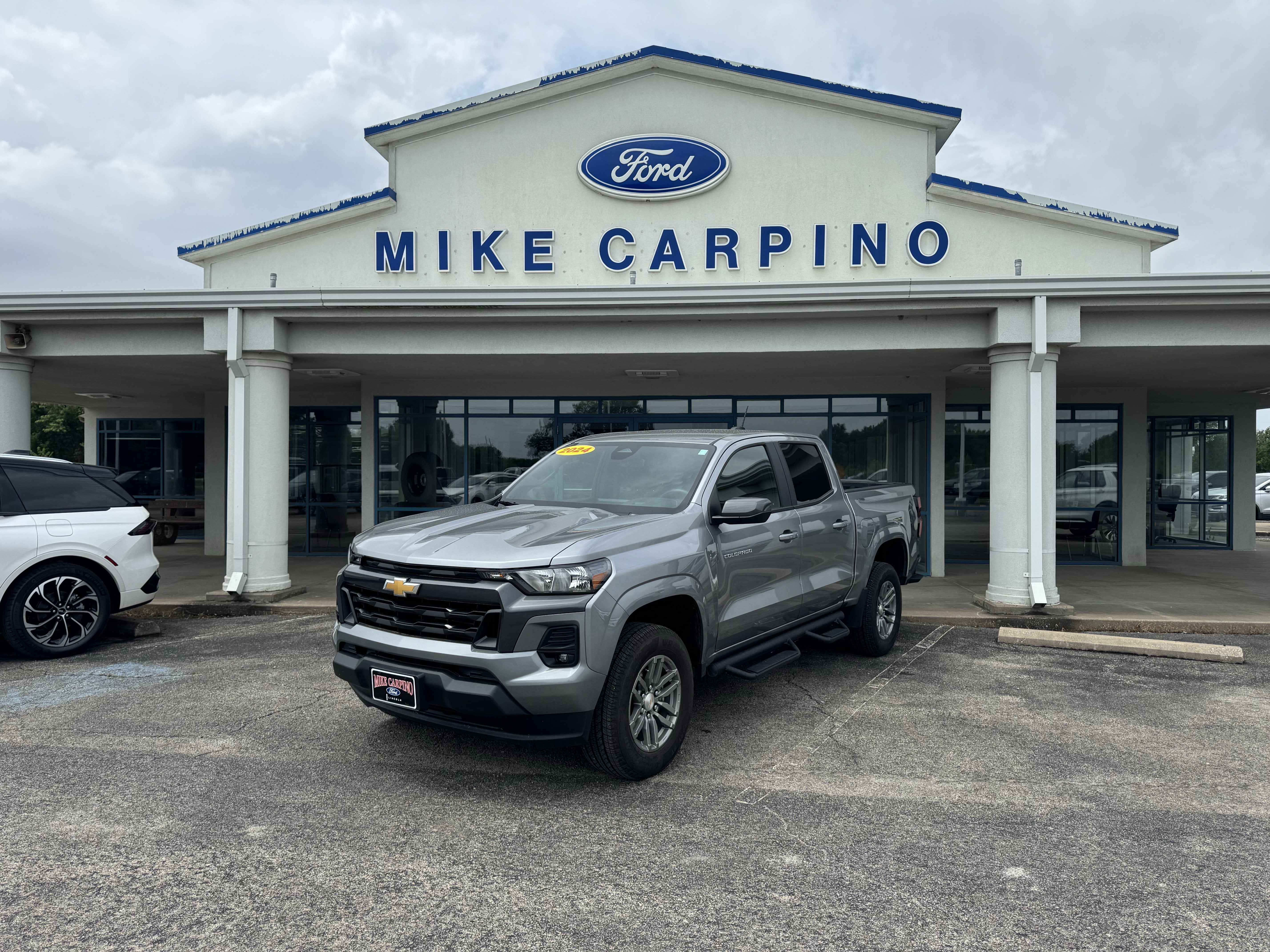 2024 Chevrolet Colorado 2WD LT