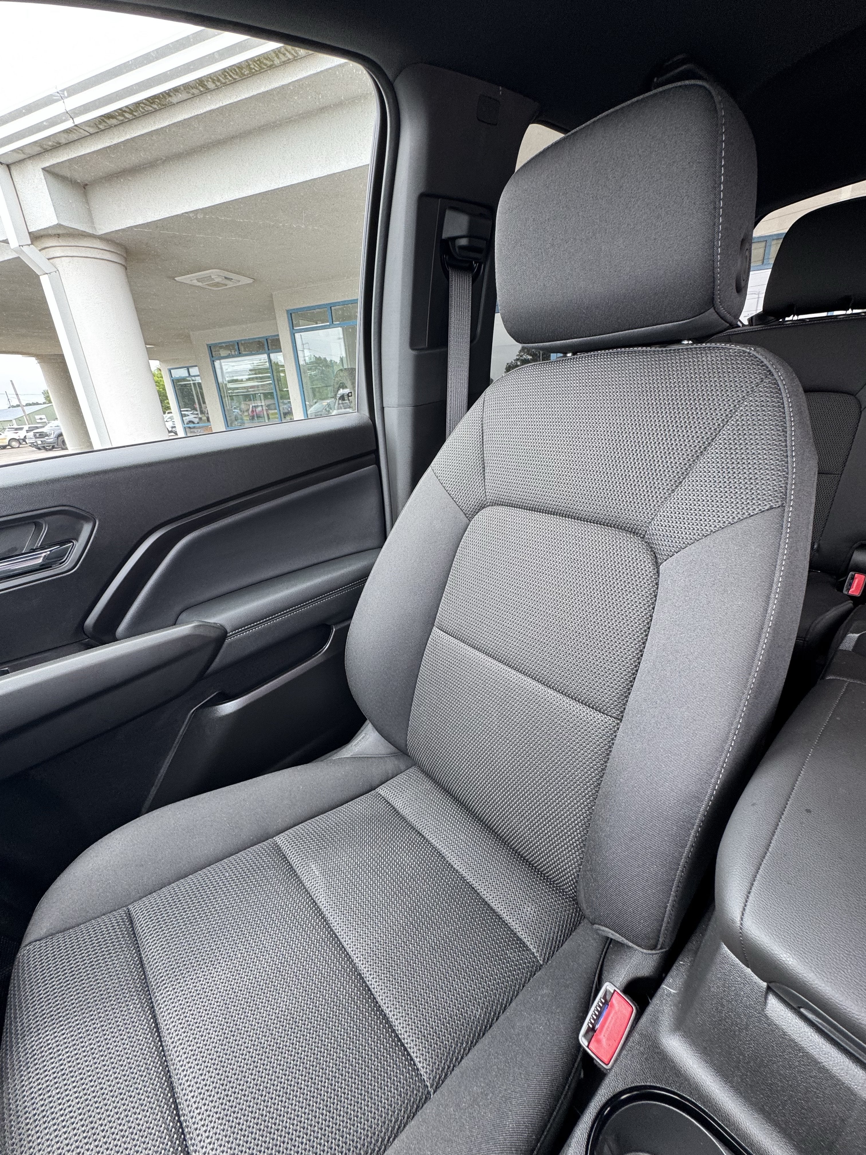 2024 Chevrolet Colorado 2WD LT