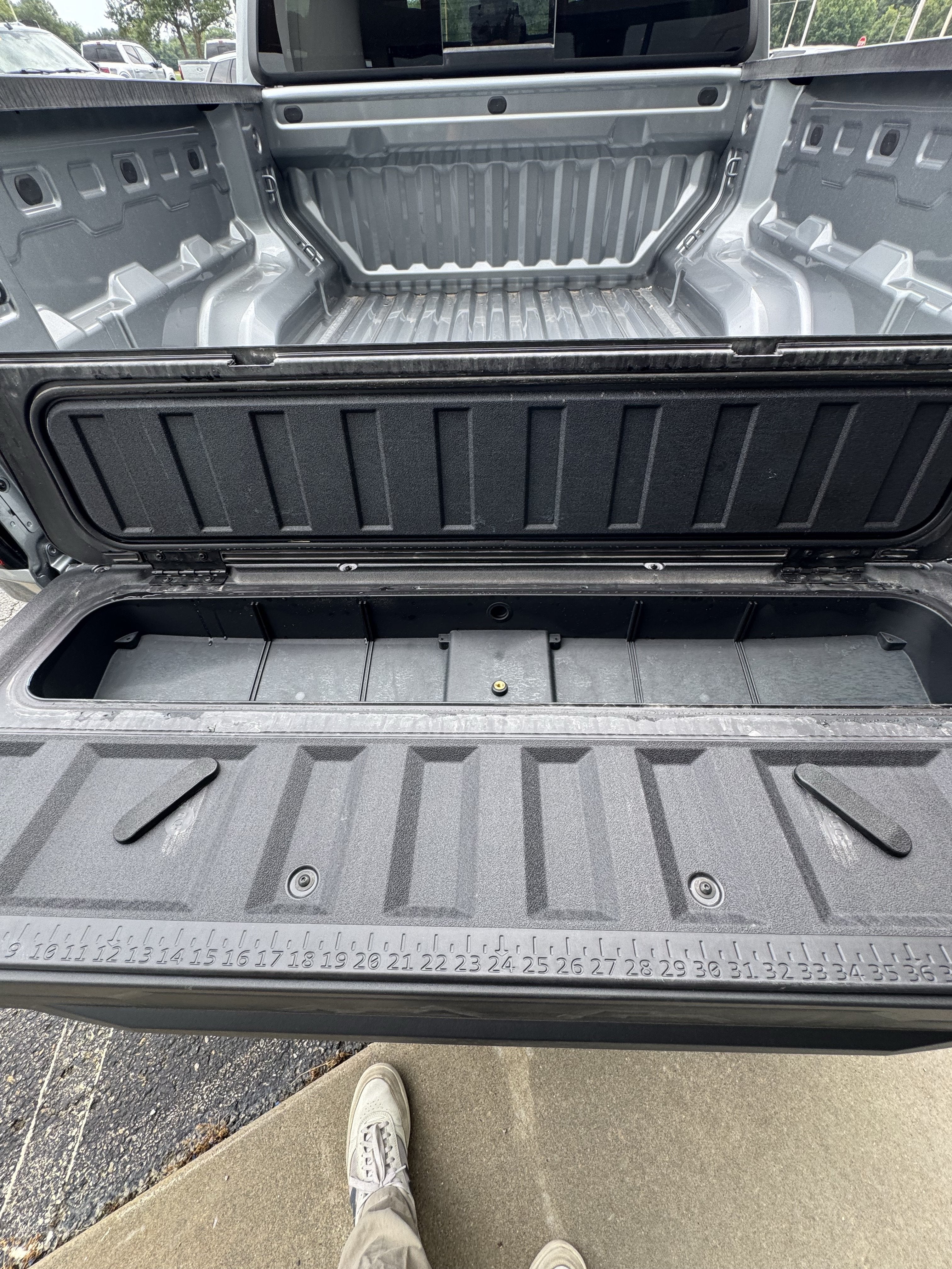 2024 Chevrolet Colorado 2WD LT