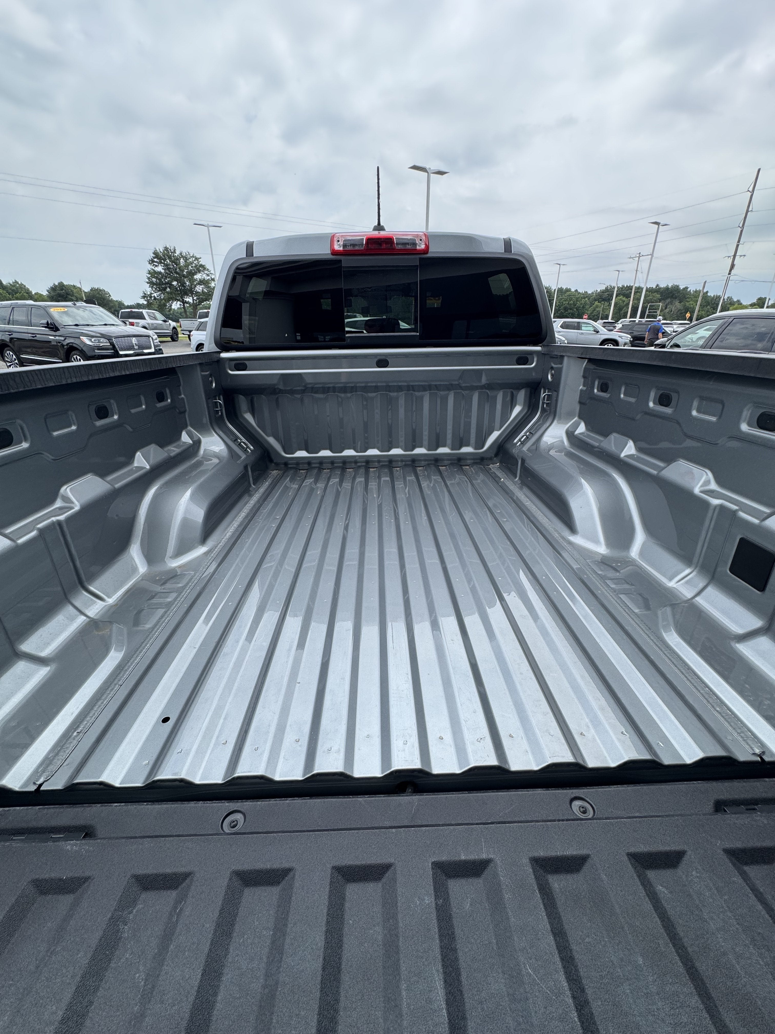 2024 Chevrolet Colorado 2WD LT