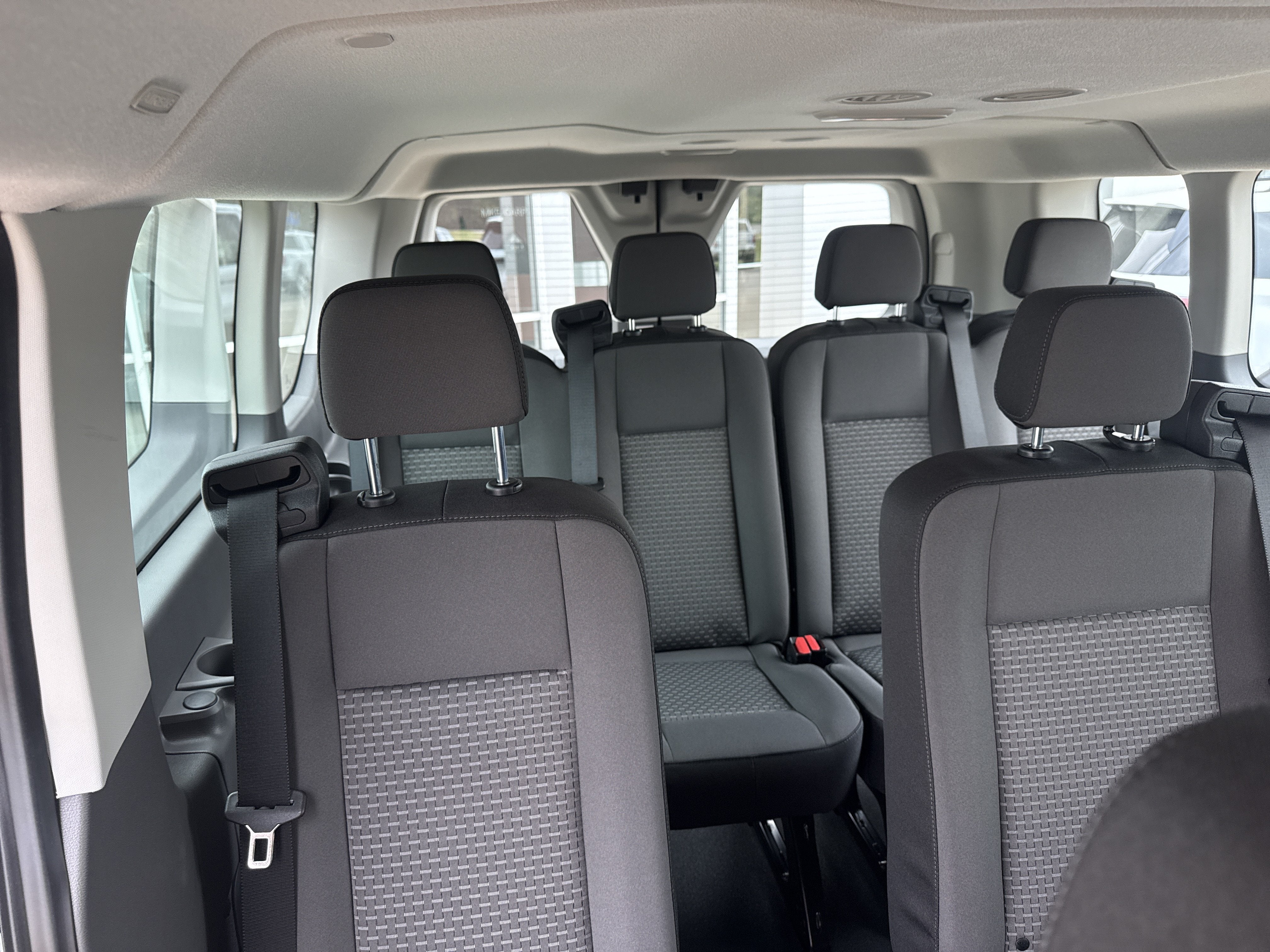 2026 Ford Transit Passenger Wagon XL