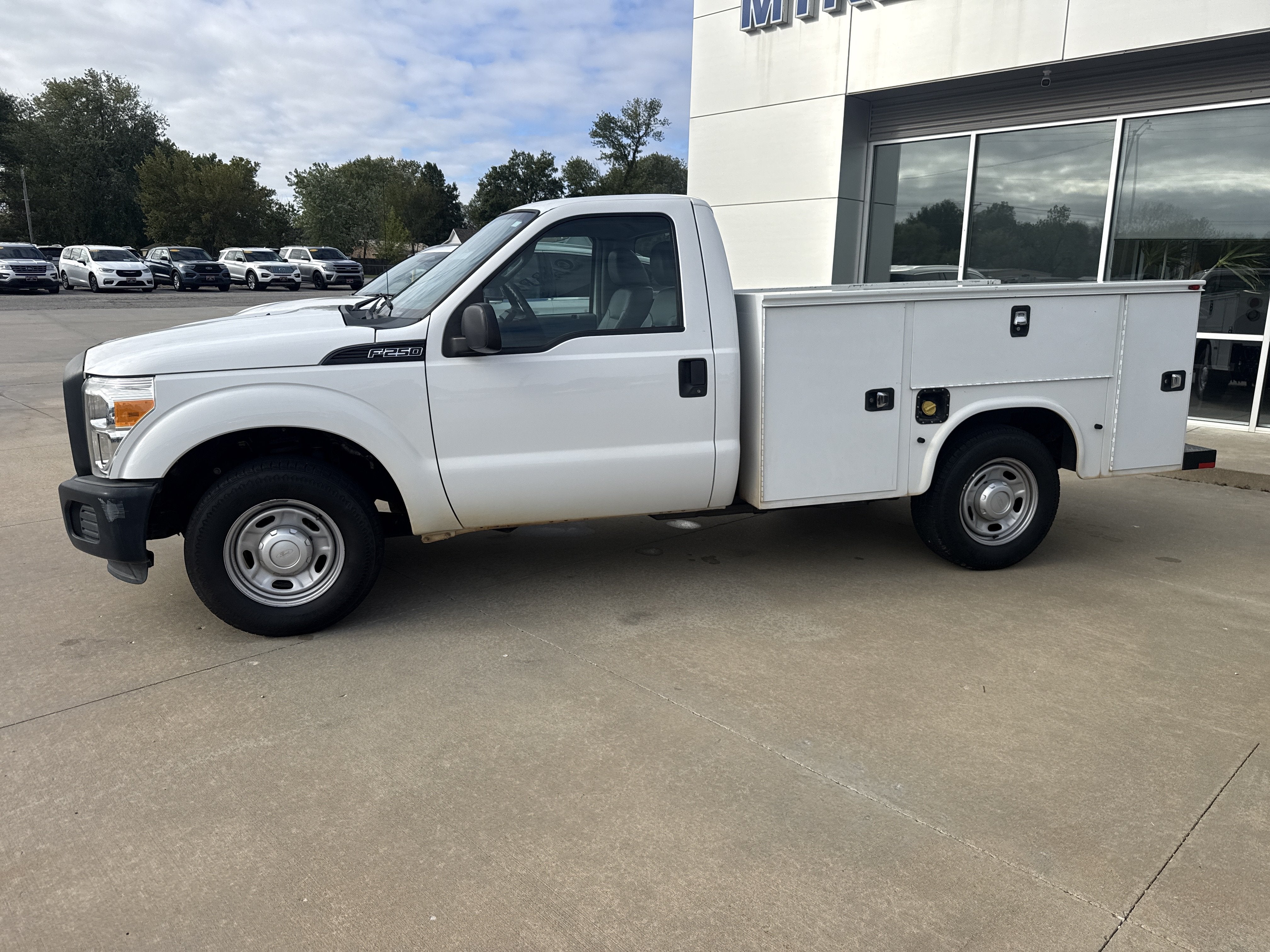 2016 Ford Super Duty F-250 SRW XL