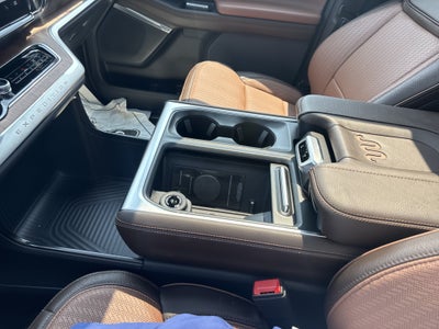 2027 Ford Expedition King Ranch