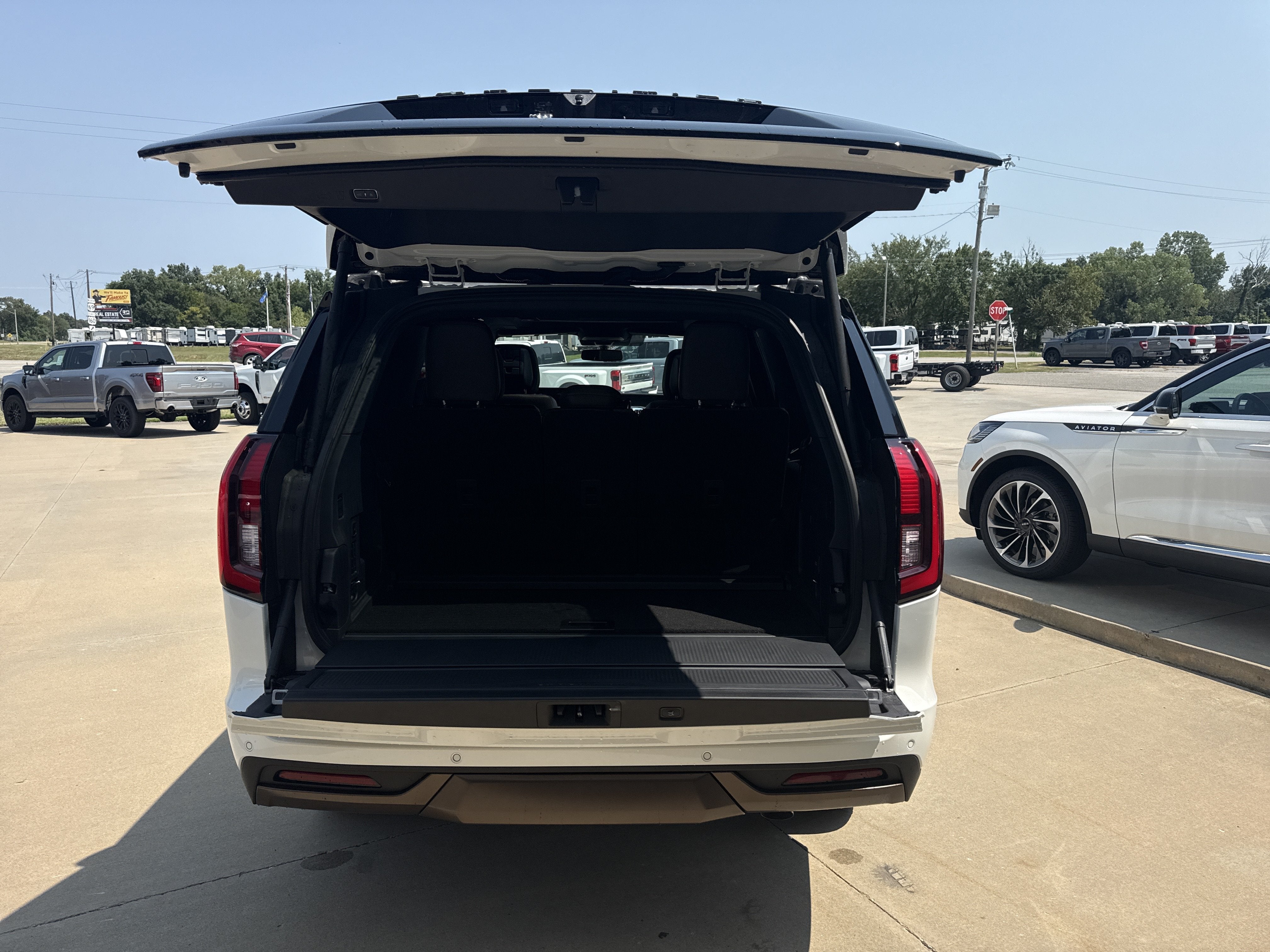 2027 Ford Expedition King Ranch