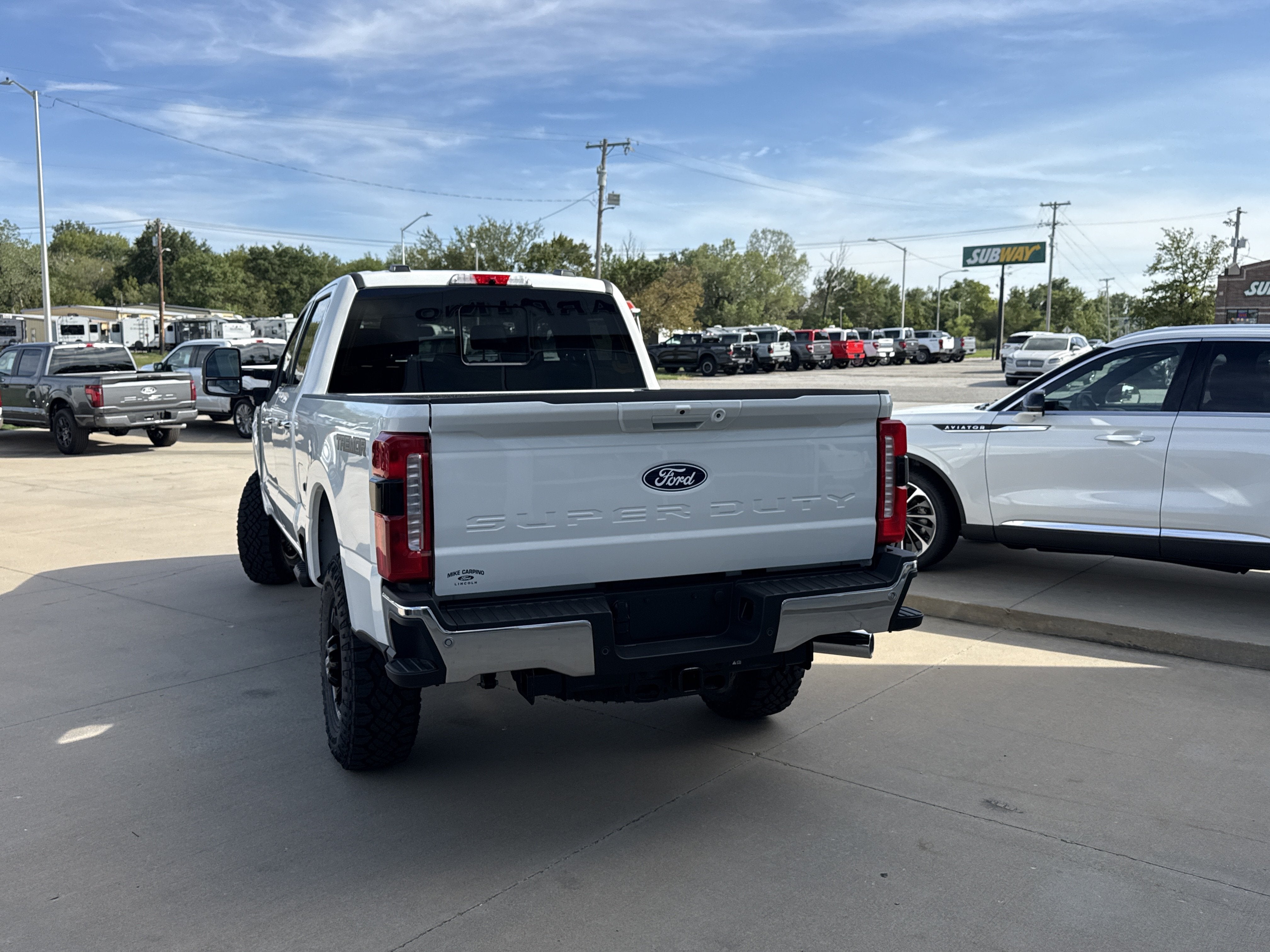 2027 Ford Super Duty F-250 SRW F-250® Lariat®