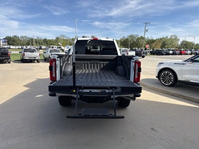 2027 Ford Super Duty F-250 SRW F-250® Lariat®