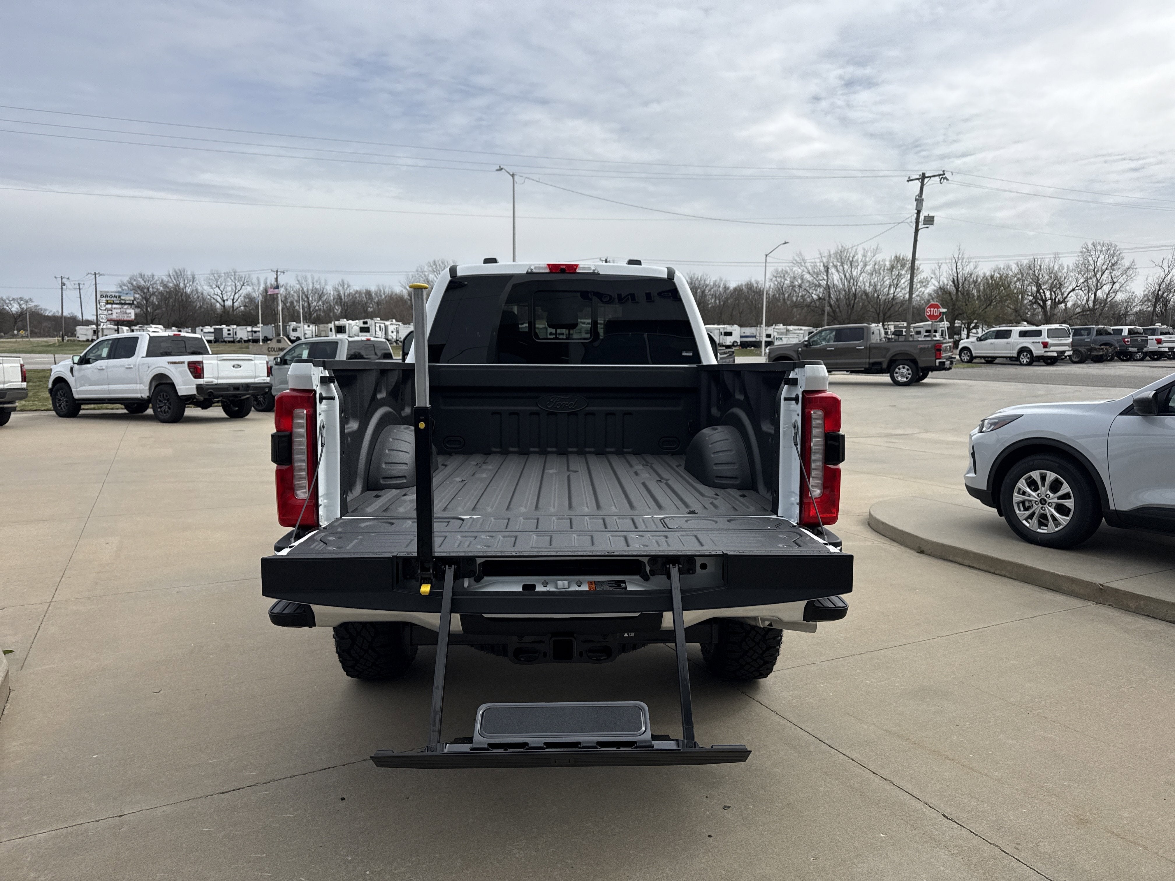 2026 Ford Super Duty F-350 SRW F-350® King Ranch®