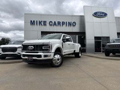 2027 Ford Super Duty F-450 DRW F-450® Platinum®