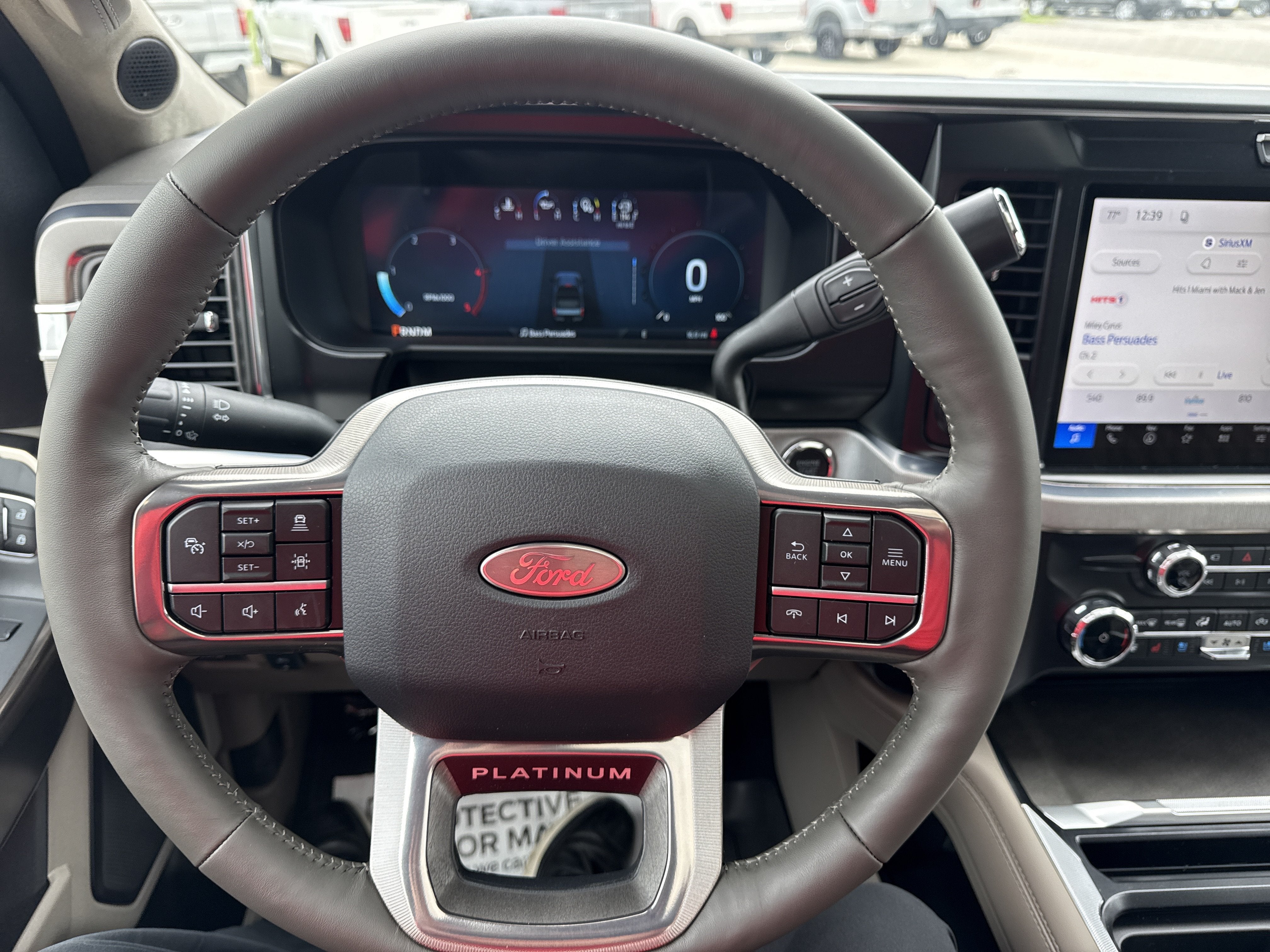 2027 Ford Super Duty F-450 DRW F-450® Platinum®