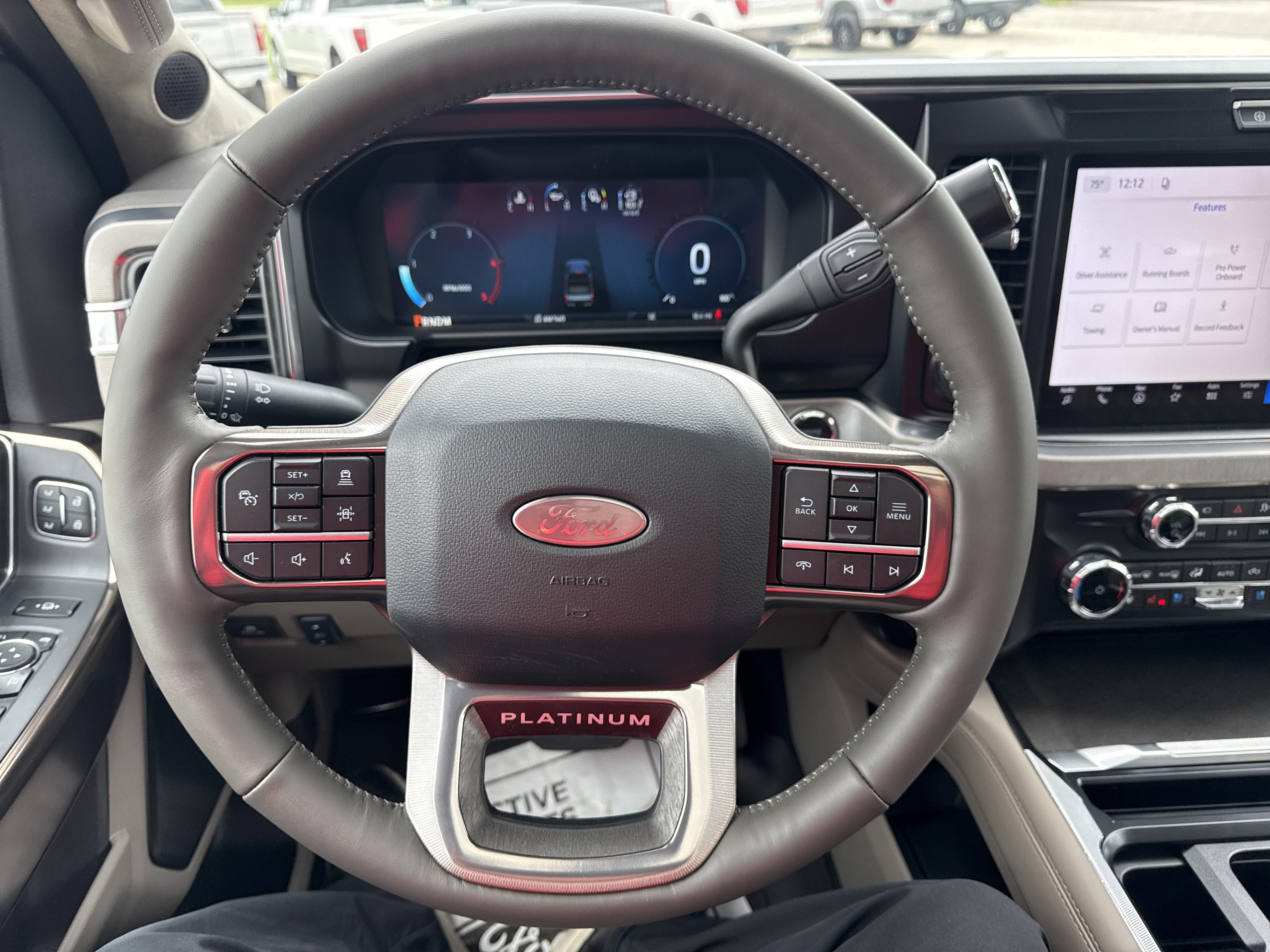 2027 Ford Super Duty F-450 DRW F-450® Platinum®