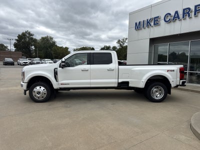 2027 Ford Super Duty F-450 DRW F-450® Platinum®