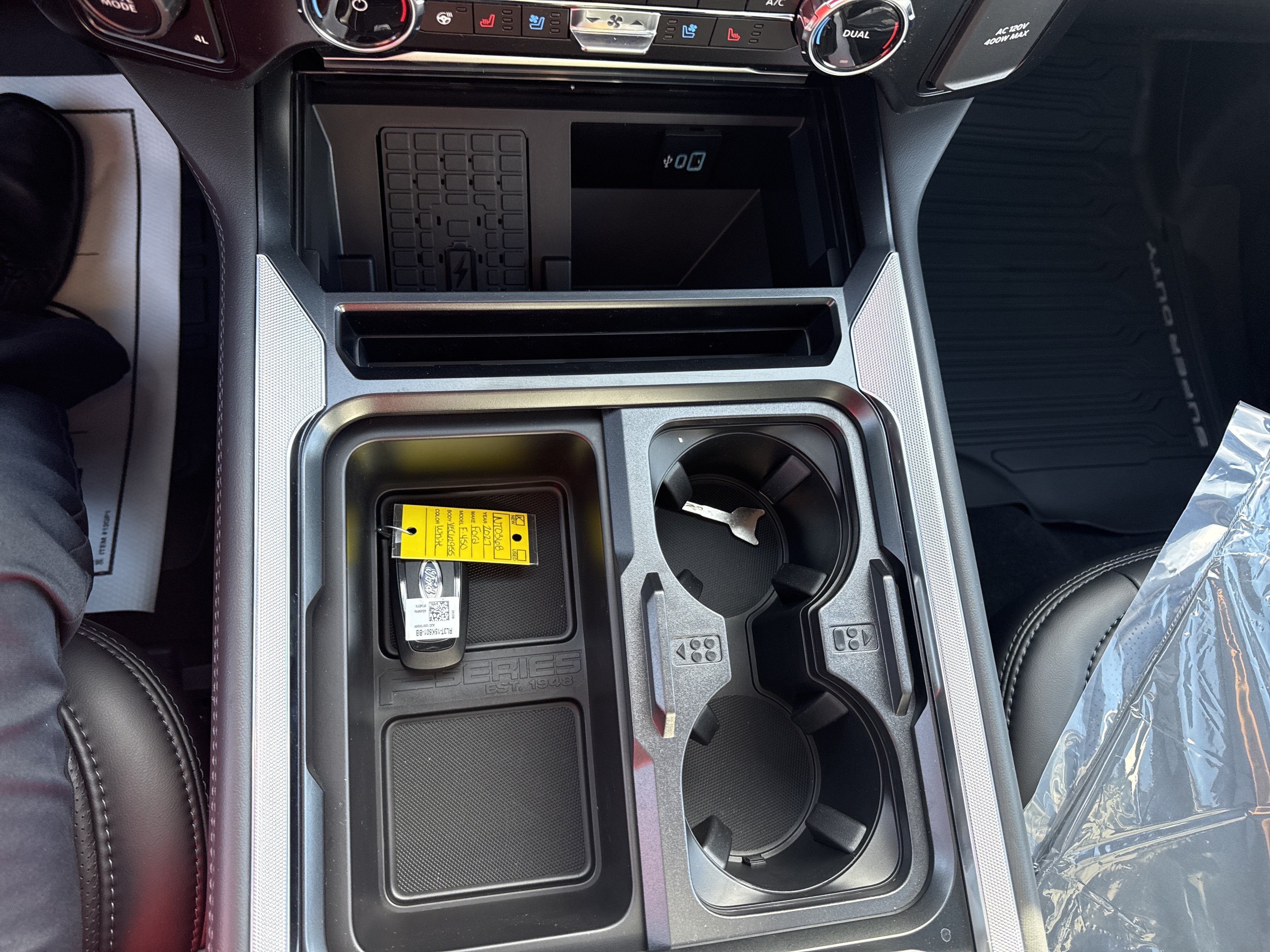 2027 Ford Super Duty F-450 DRW F-450® Platinum®