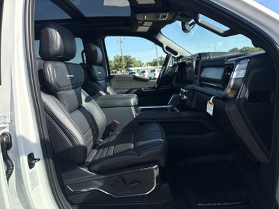 2027 Ford Super Duty F-450 DRW F-450® Platinum®