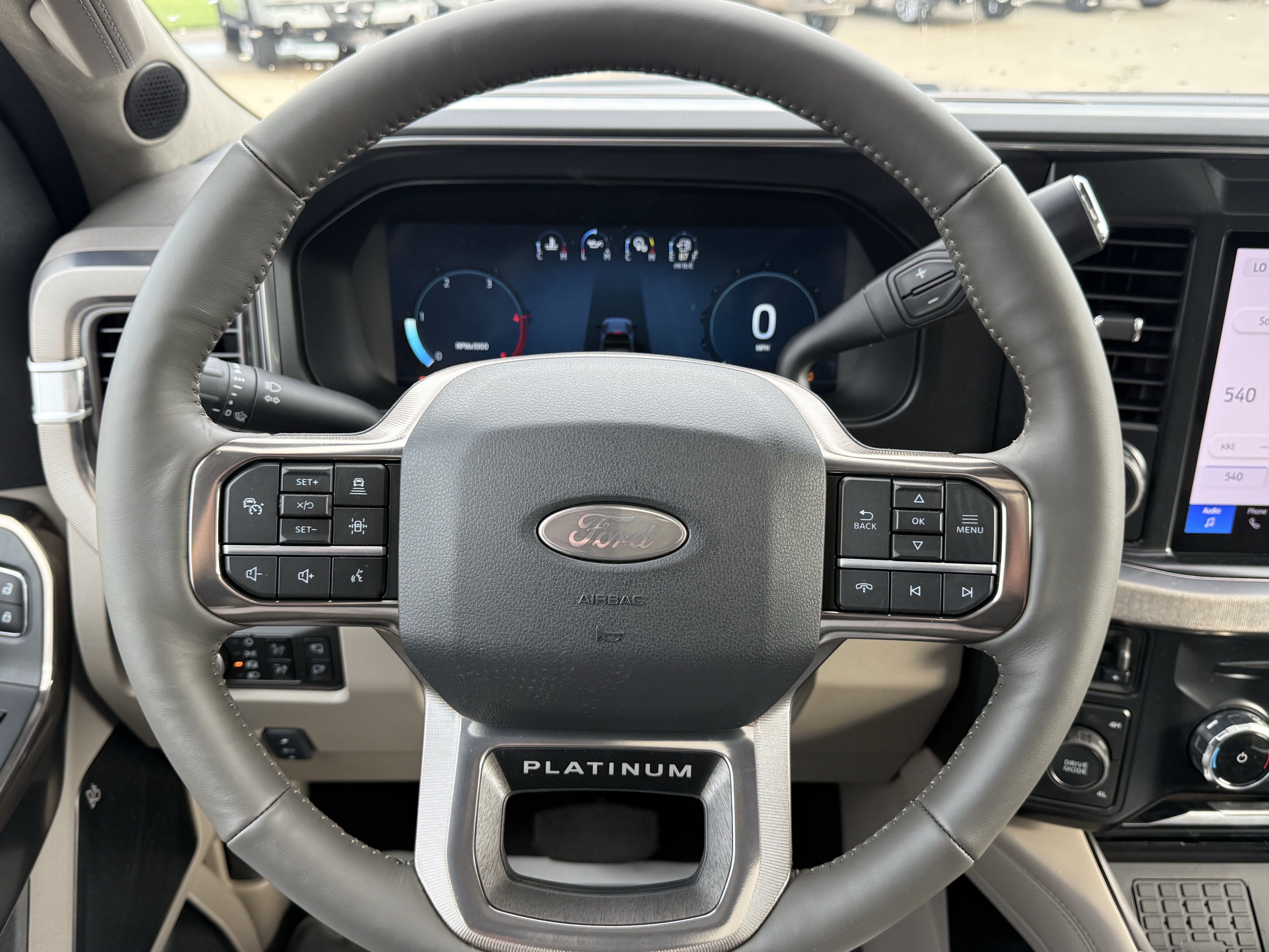 2027 Ford Super Duty F-450 DRW F-450® Platinum®