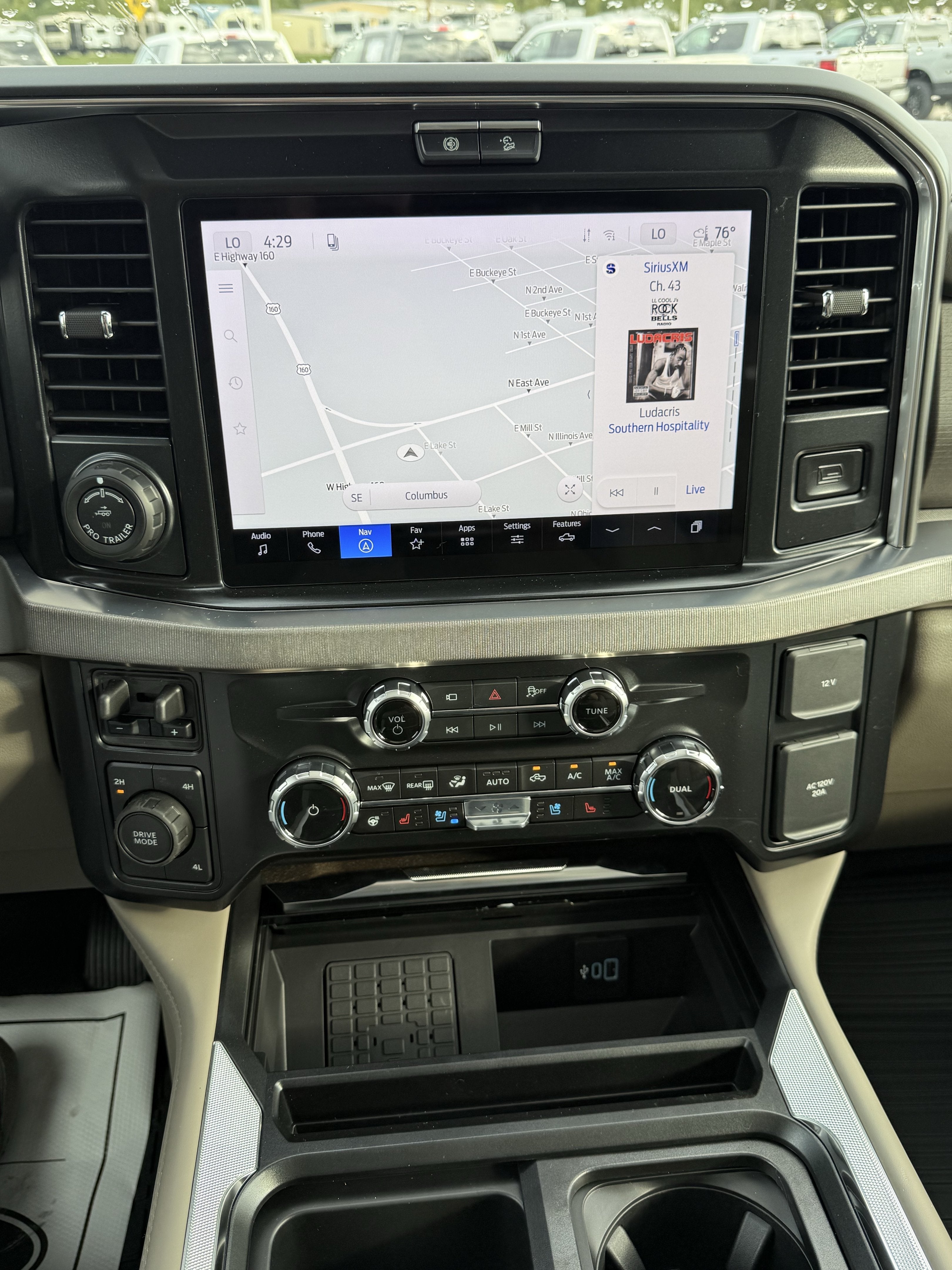 2027 Ford Super Duty F-450 DRW F-450® Platinum®