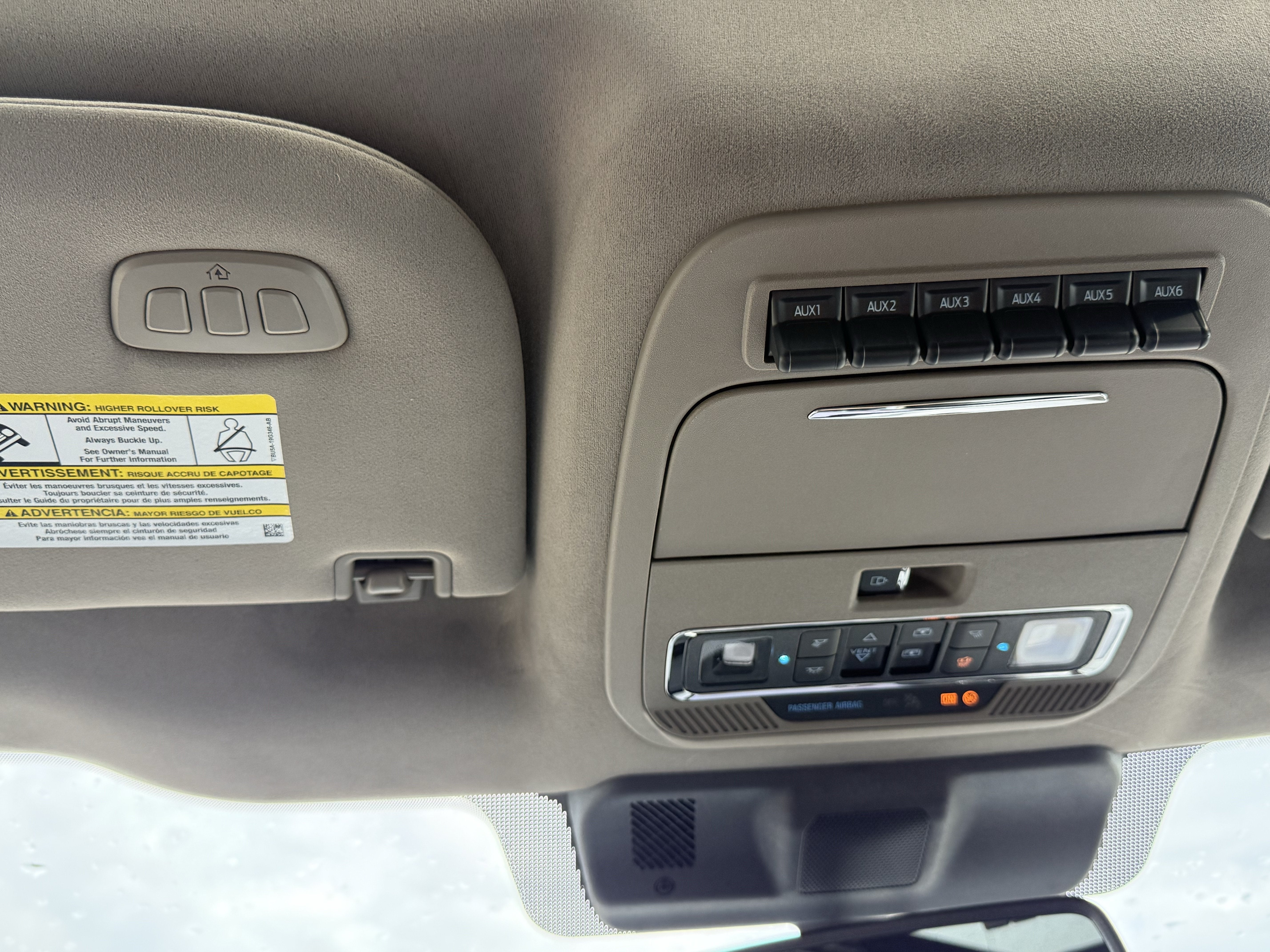 2027 Ford Super Duty F-450 DRW F-450® Platinum®