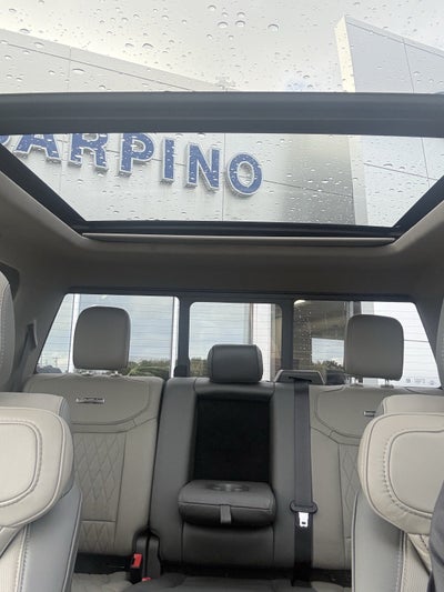 2027 Ford Super Duty F-450 DRW F-450® Platinum®