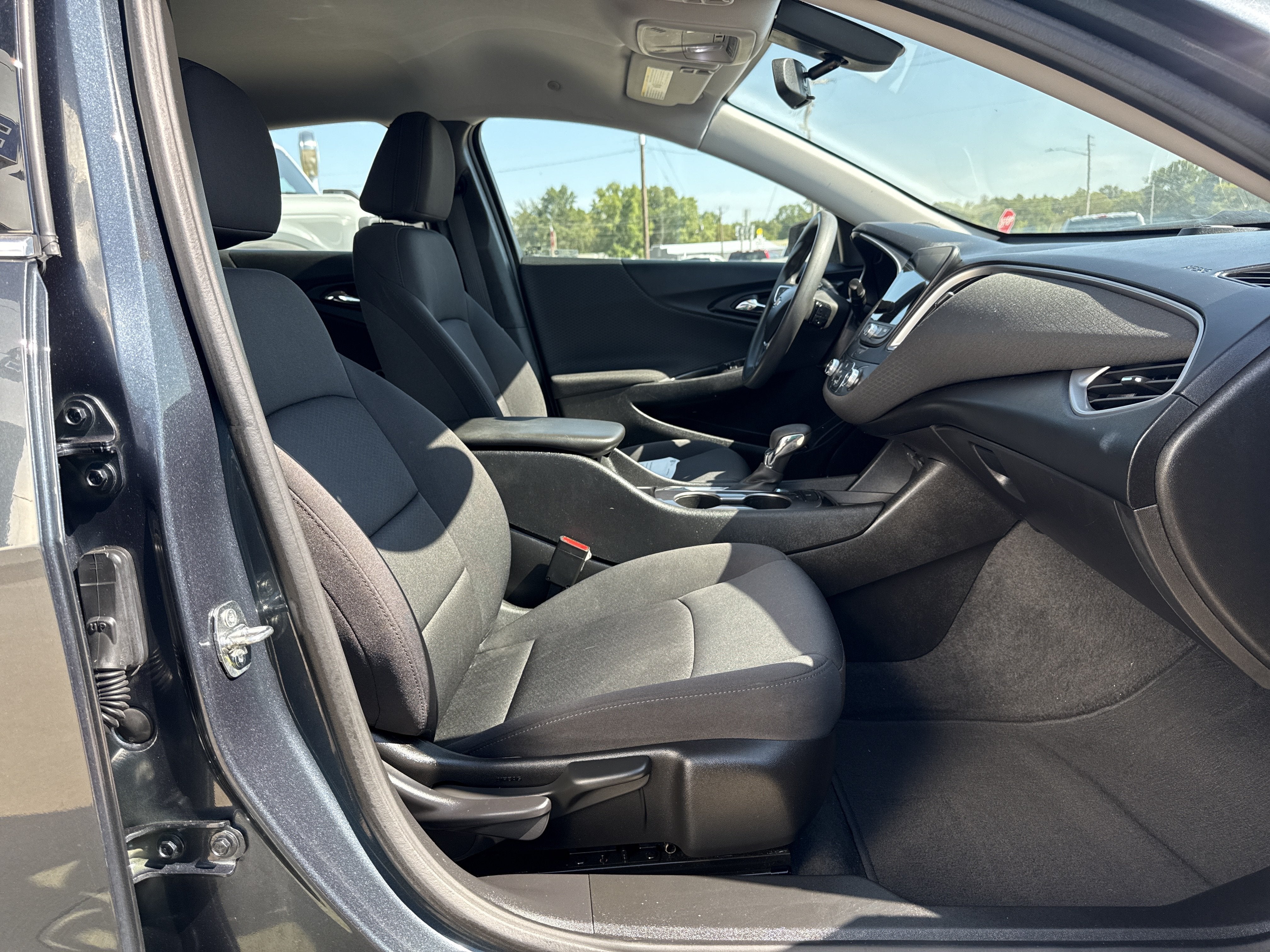 2021 Chevrolet Malibu LS
